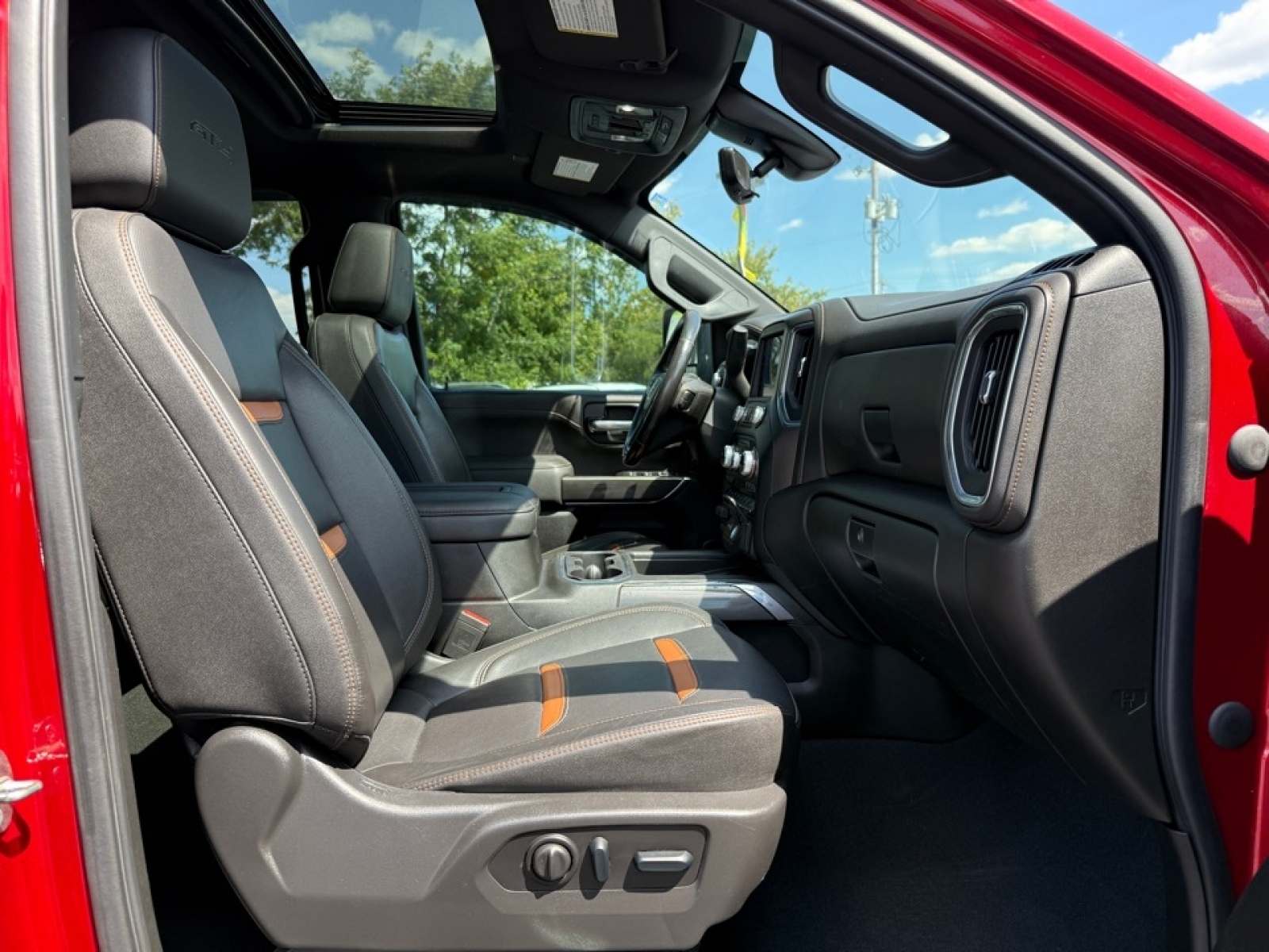 2022 Gmc Sierra HD AT4 photo 11