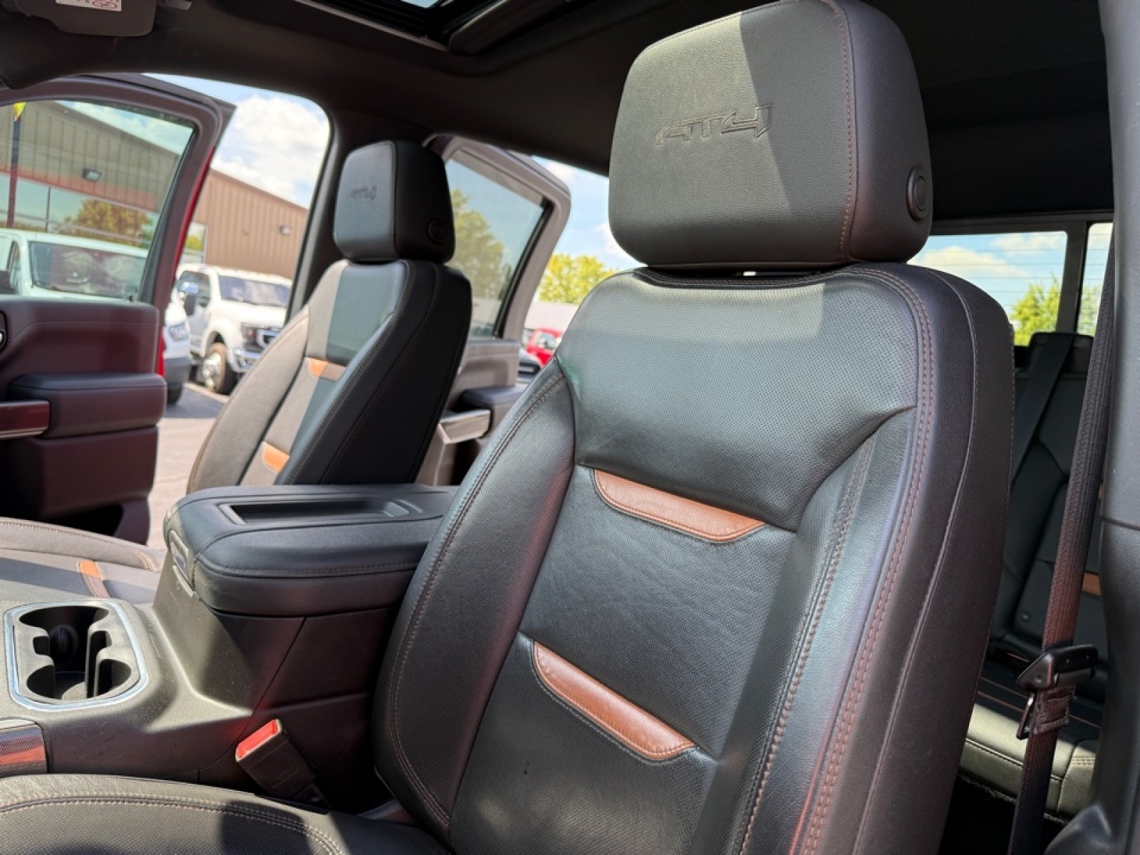 2022 Gmc Sierra HD AT4 photo 16