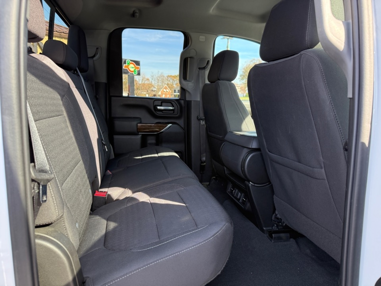 2022 GMC Sierra 2500HD 4WD Double Cab Standard Bed SLE, 39171, Photo