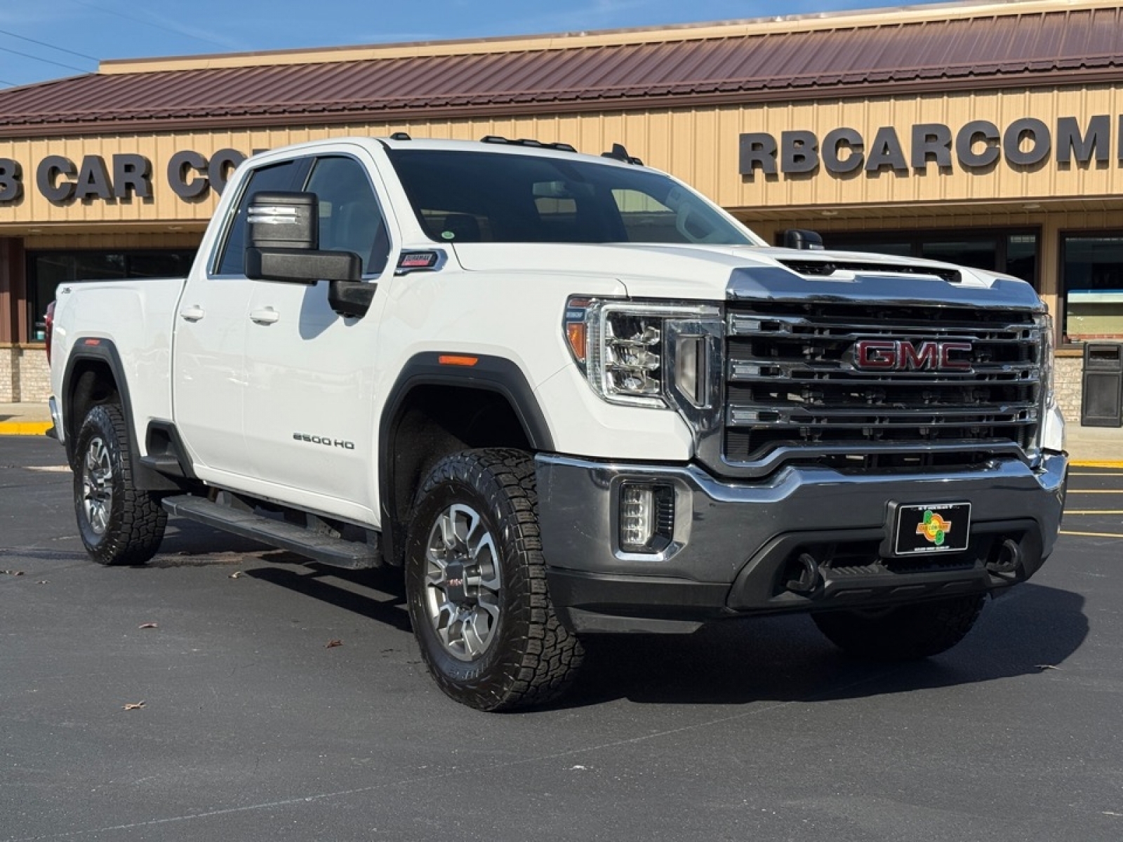 2022 Gmc Sierra HD SLE photo 2