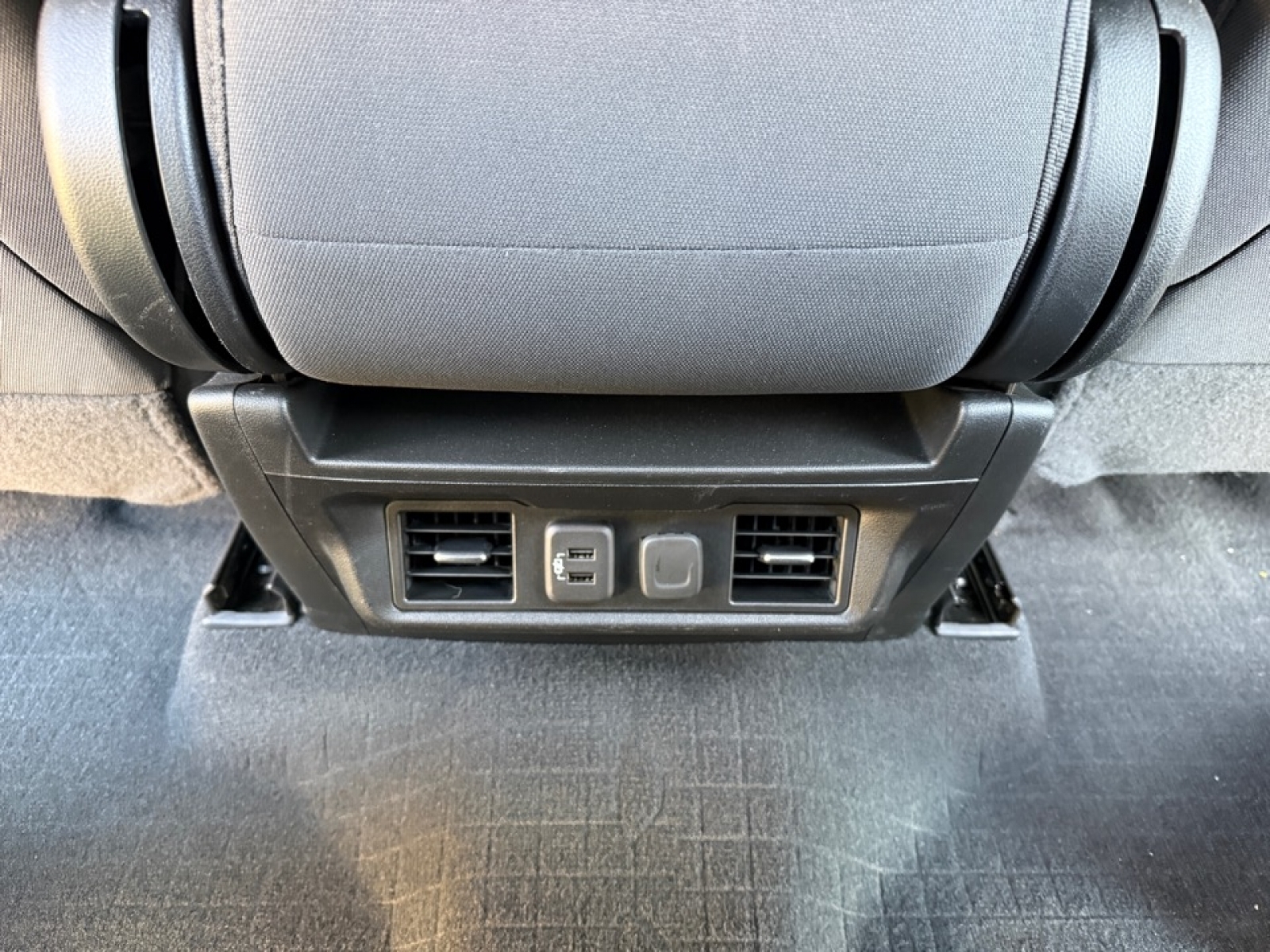 2022 GMC Sierra 2500HD 4WD Double Cab Standard Bed SLE, 39171, Photo