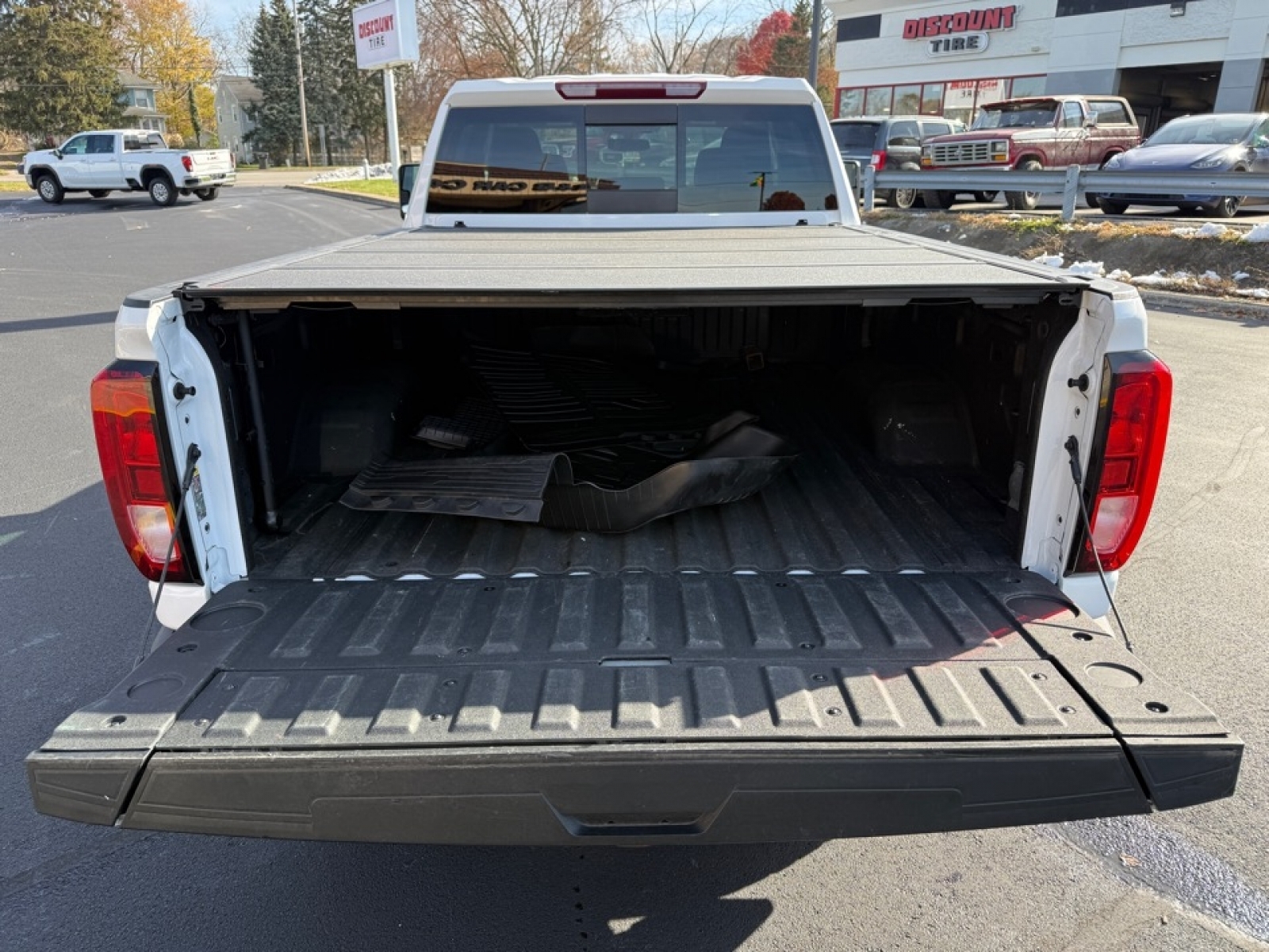 2022 GMC Sierra 2500HD 4WD Double Cab Standard Bed SLE, 39171, Photo