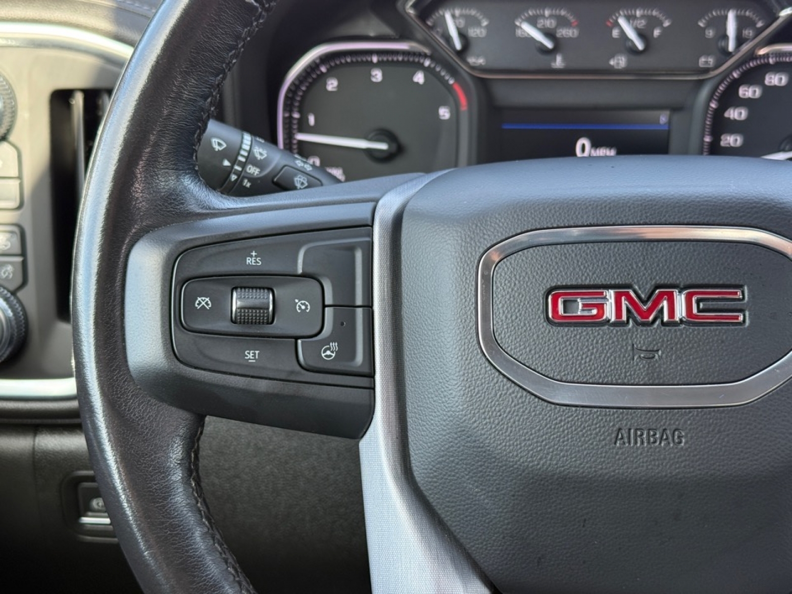 2022 GMC Sierra 2500HD 4WD Double Cab Standard Bed SLE, 39171, Photo