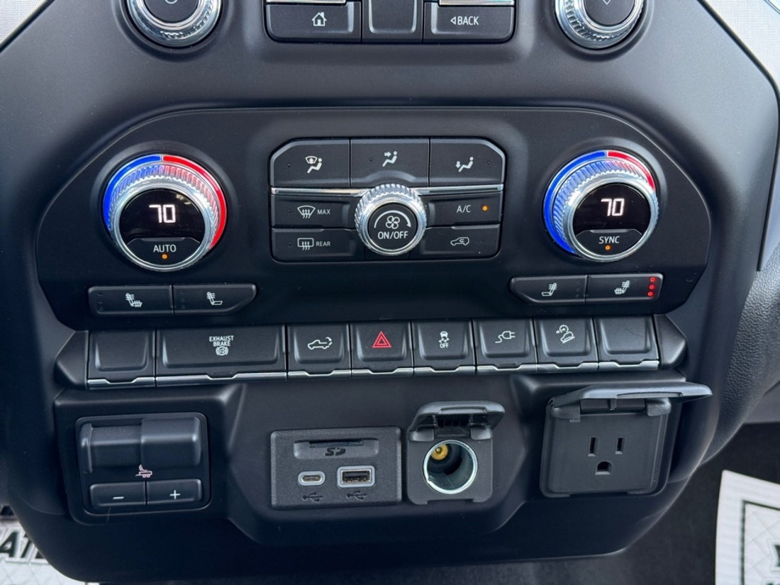 2022 GMC Sierra 2500HD 4WD Double Cab Standard Bed SLE, 39171, Photo