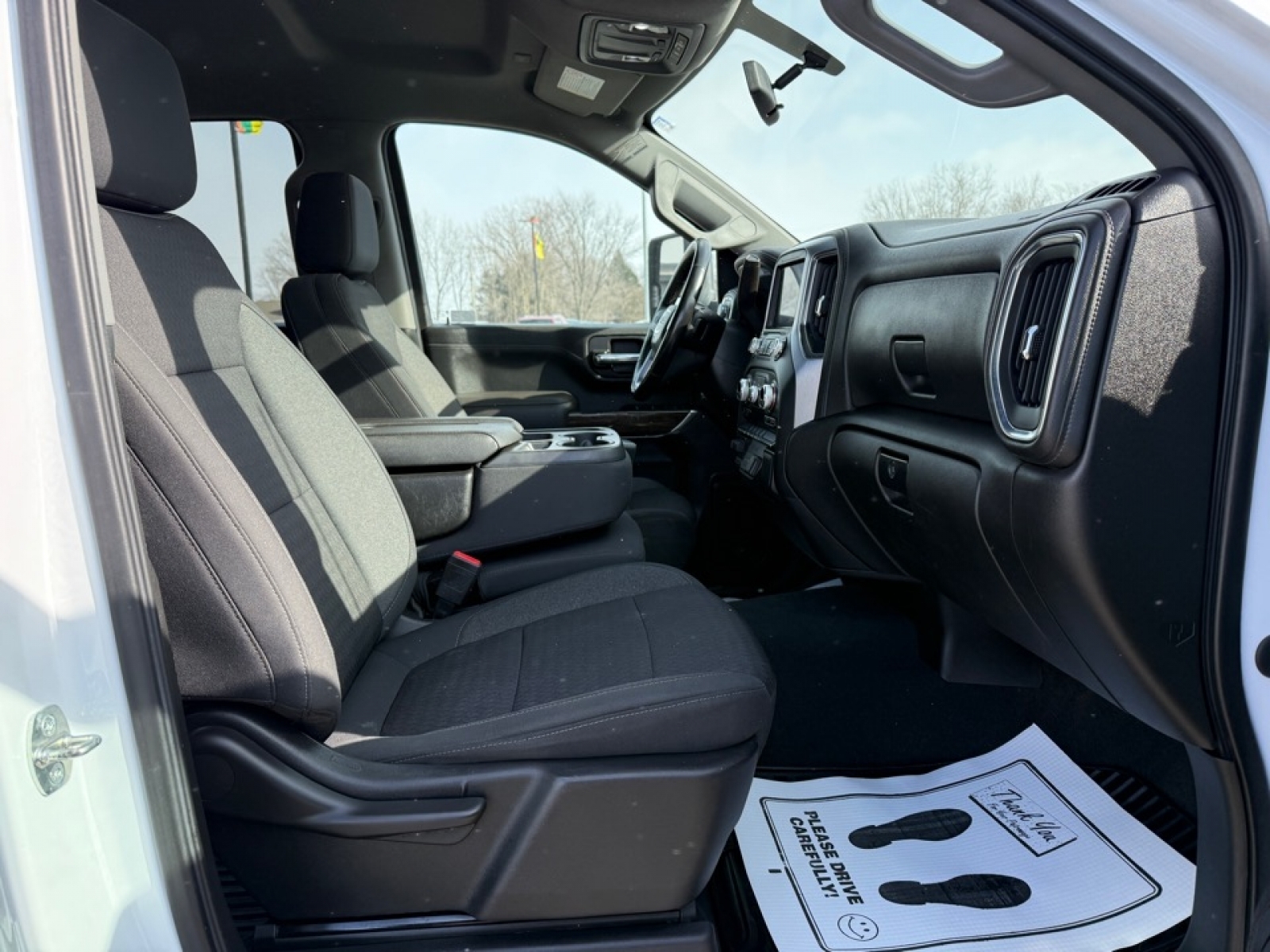 2022 GMC Sierra 2500HD SLE, 39377, Photo