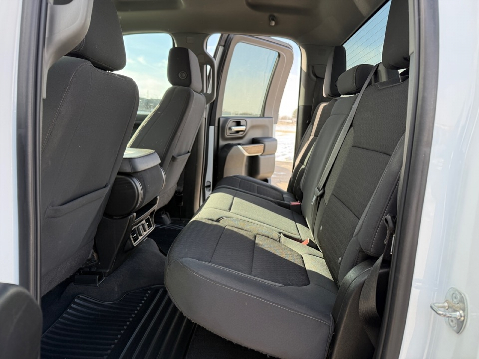 2022 GMC Sierra 2500HD SLE, 39377, Photo