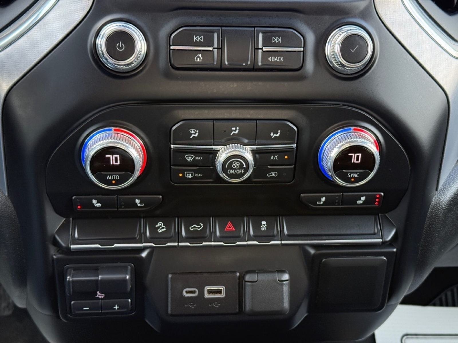 2022 GMC Sierra 2500HD SLE, 39377, Photo