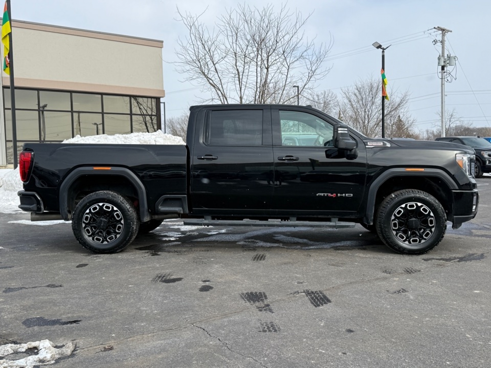2022 GMC Sierra 2500HD AT4, 39477, Photo