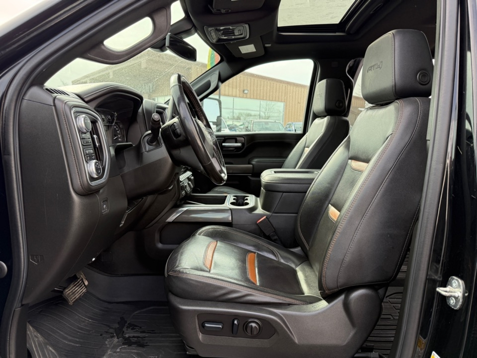 2022 GMC Sierra 2500HD AT4, 39477, Photo