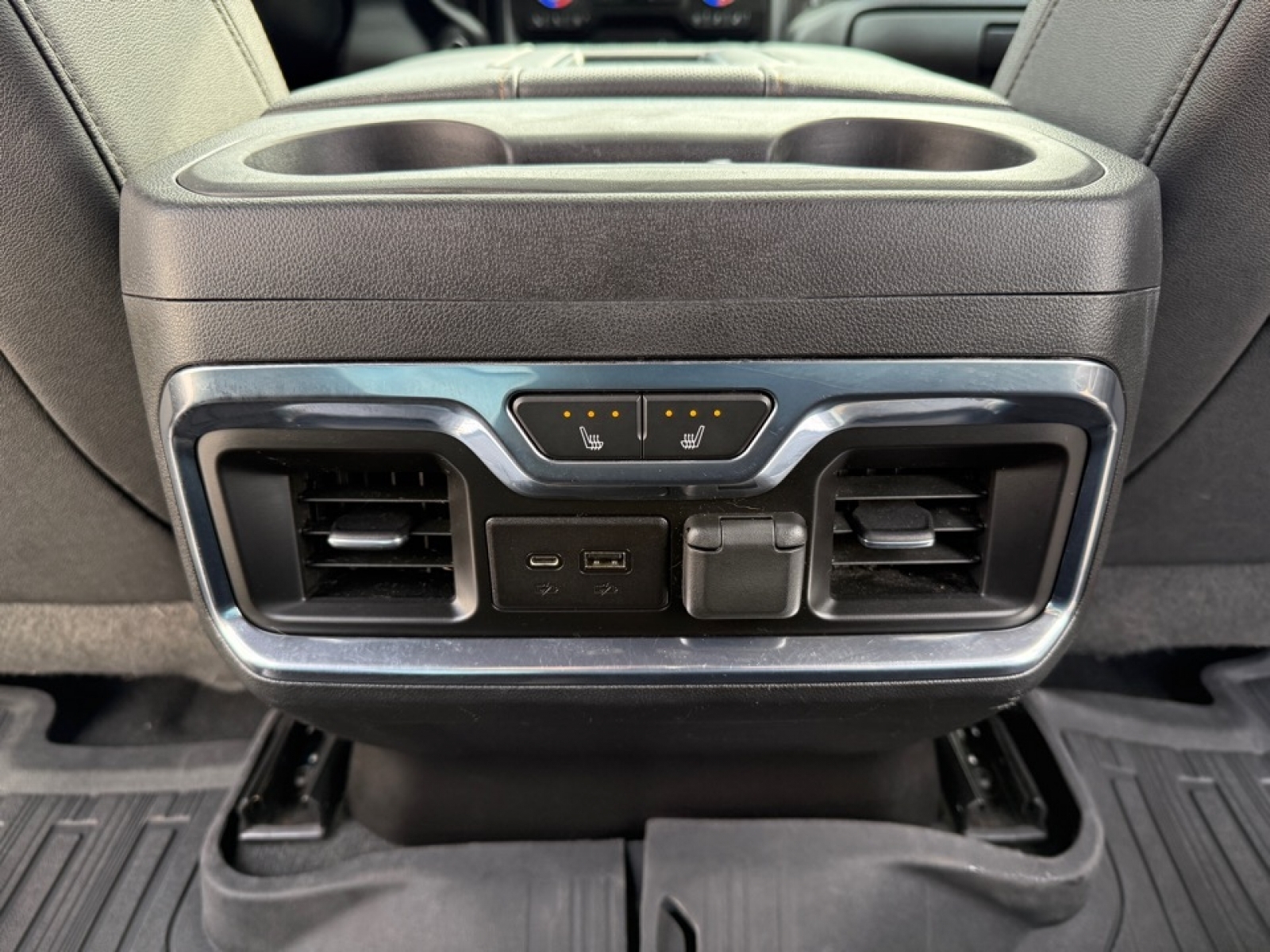 2022 GMC Sierra 2500HD AT4, 39477, Photo