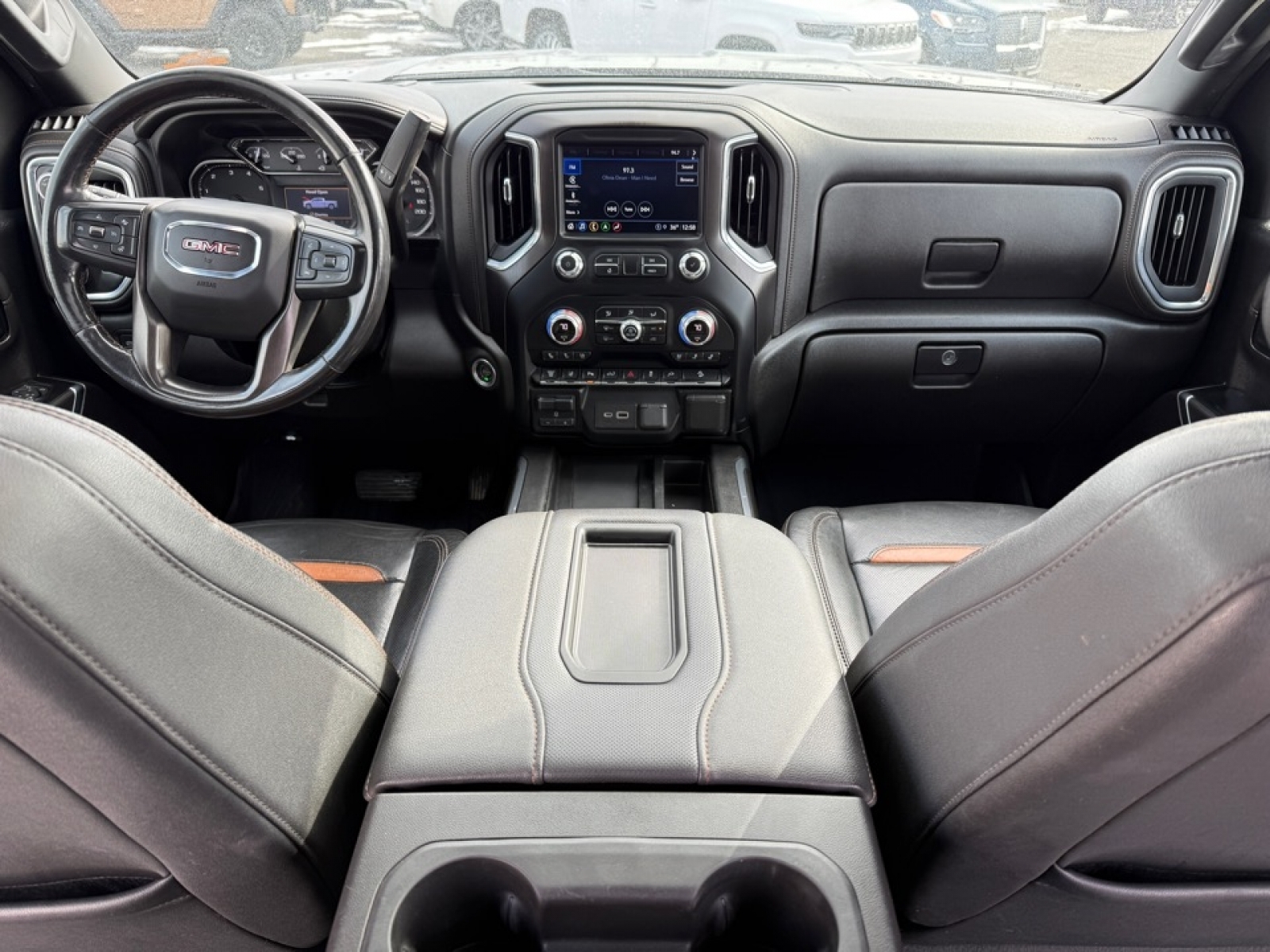 2022 GMC Sierra 2500HD AT4, 39477, Photo