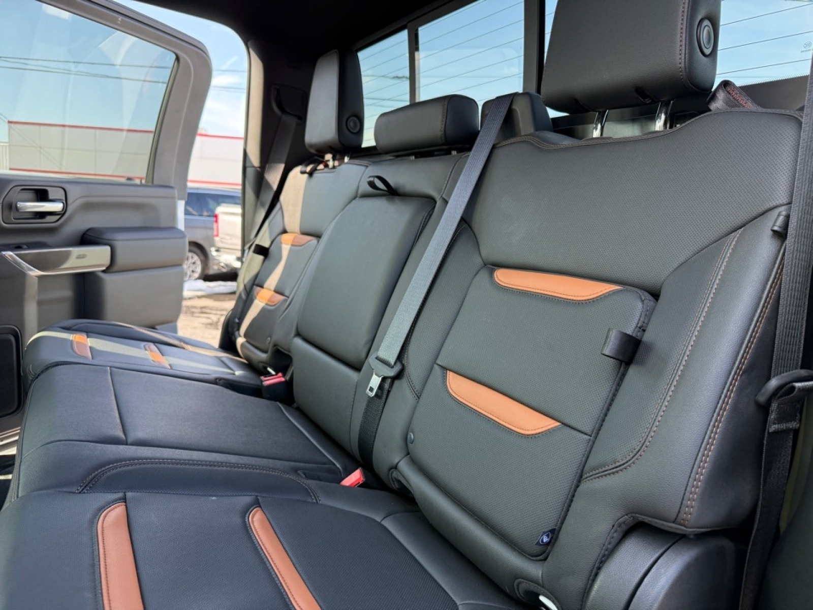 2022 GMC Sierra 2500HD AT4, 39539, Photo