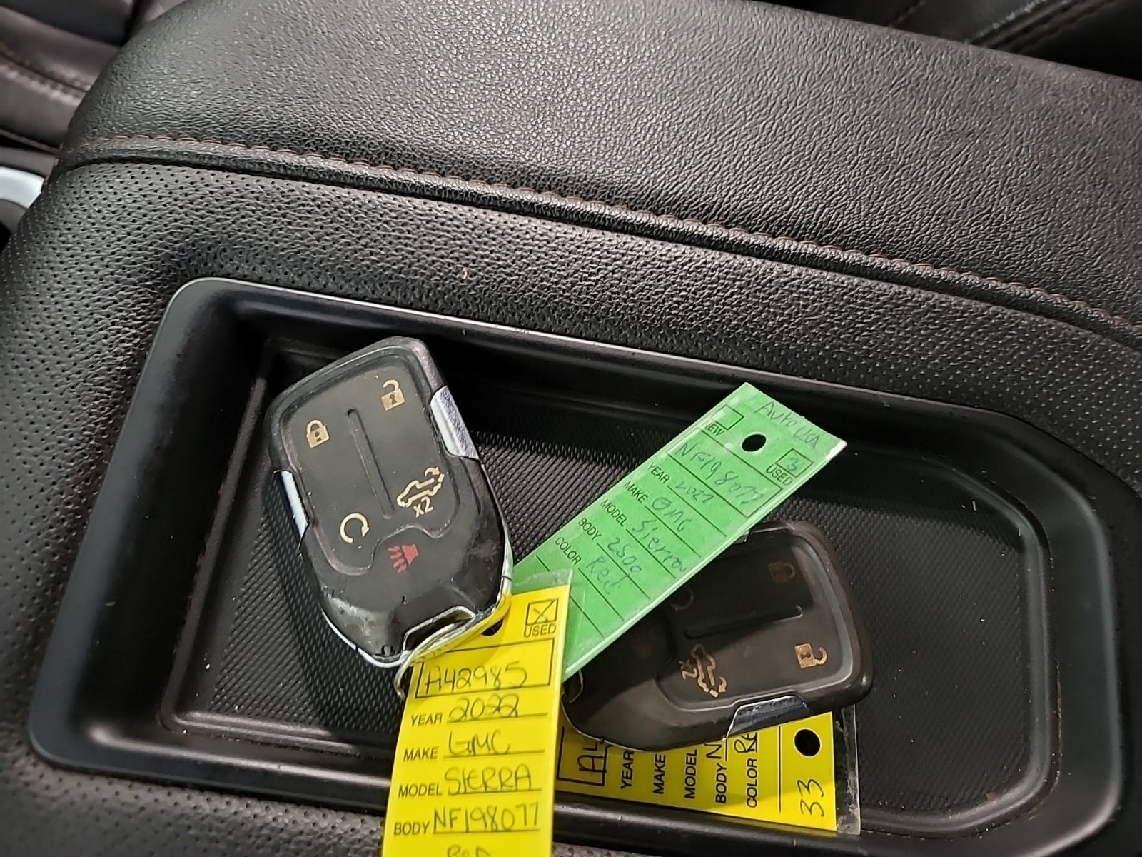 2022 GMC Sierra 2500HD AT4, 39898, Photo