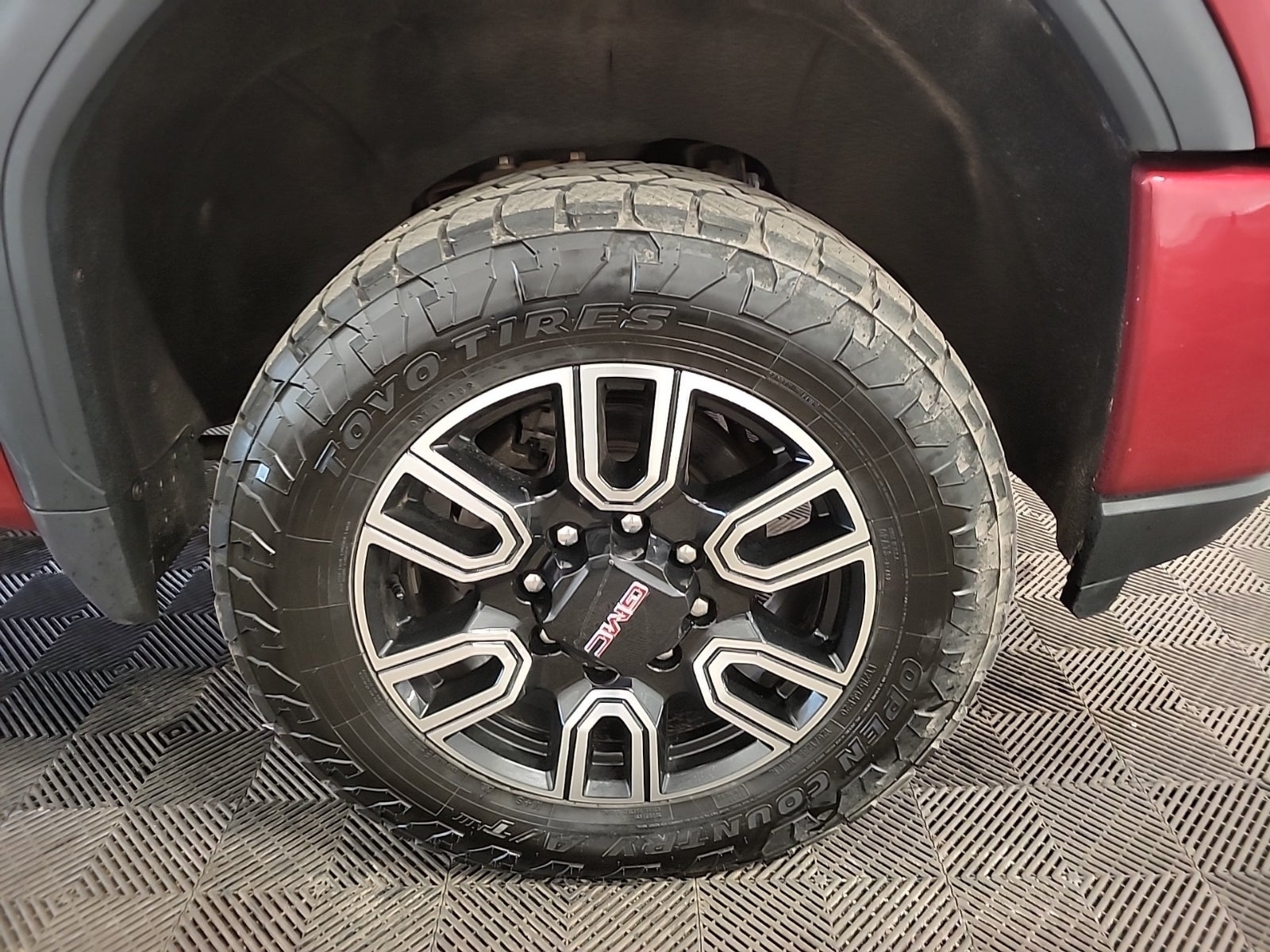 2022 GMC Sierra 2500HD AT4, 39898, Photo