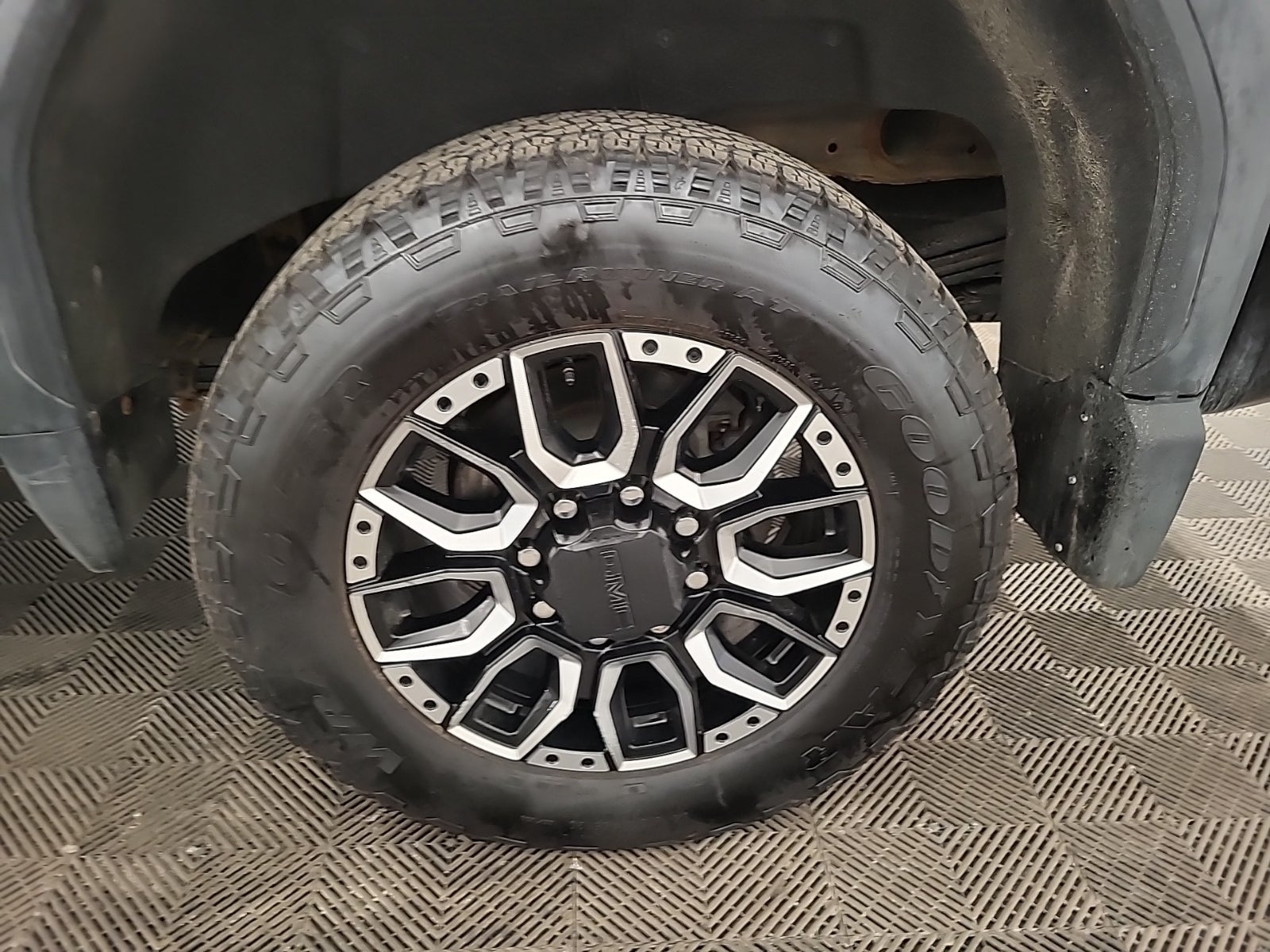 2022 GMC Sierra 2500HD AT4, 39914, Photo