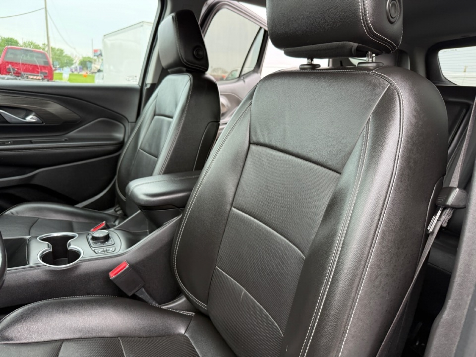 2022 GMC Terrain FWD SLT, 39803, Photo