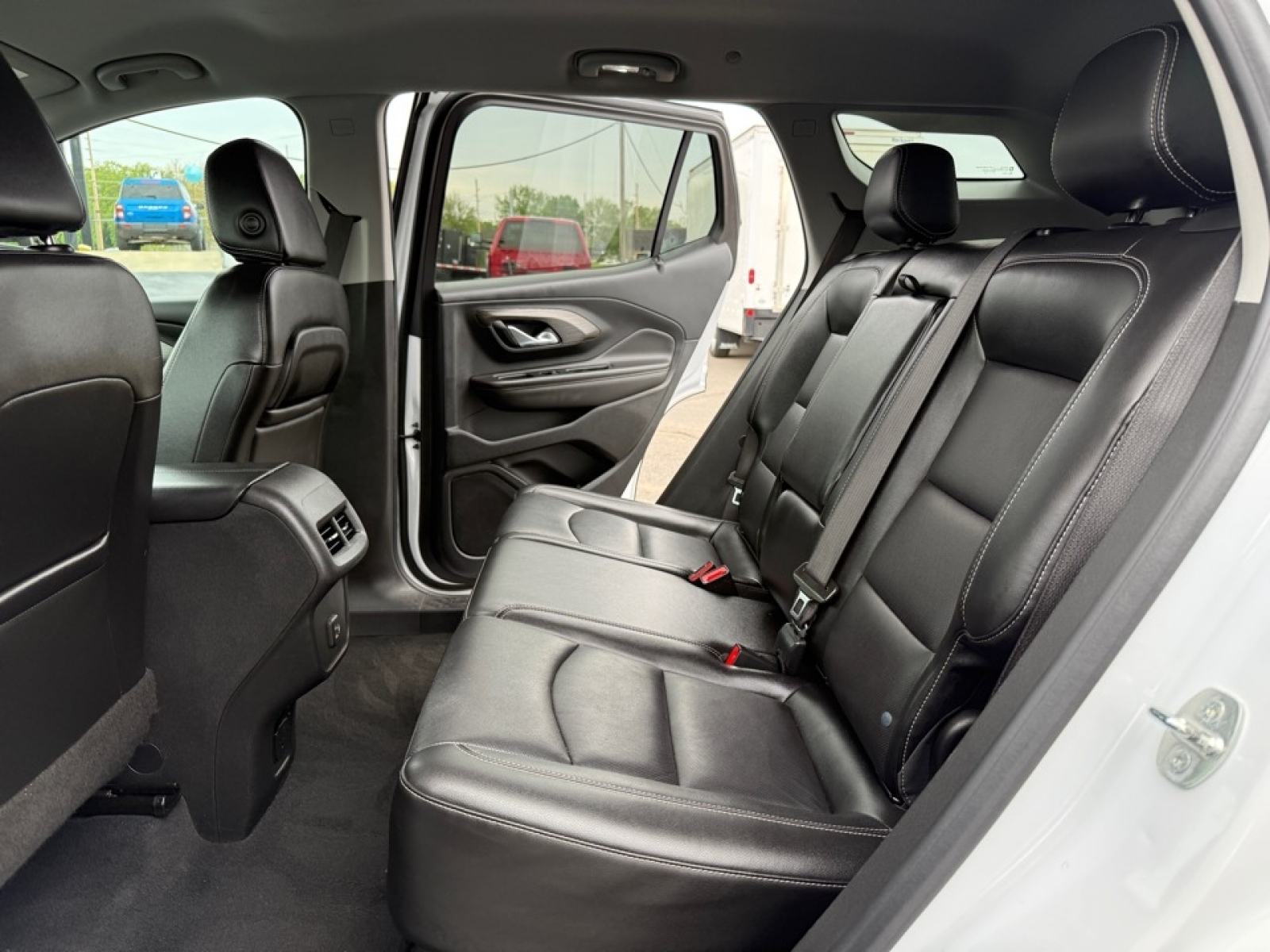 2022 GMC Terrain FWD SLT, 39803, Photo
