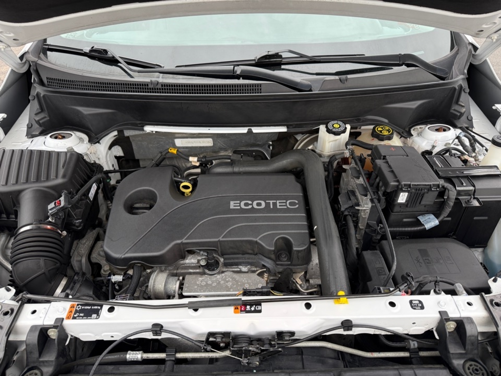 2022 GMC Terrain FWD SLT, 39803, Photo