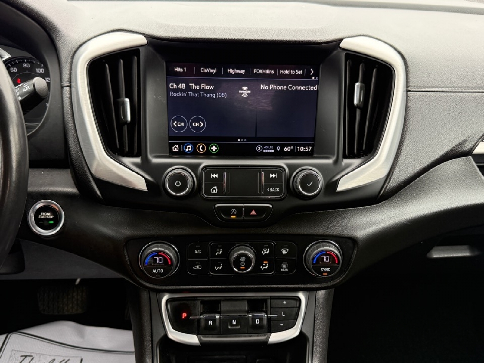 2022 GMC Terrain FWD SLT, 39803, Photo