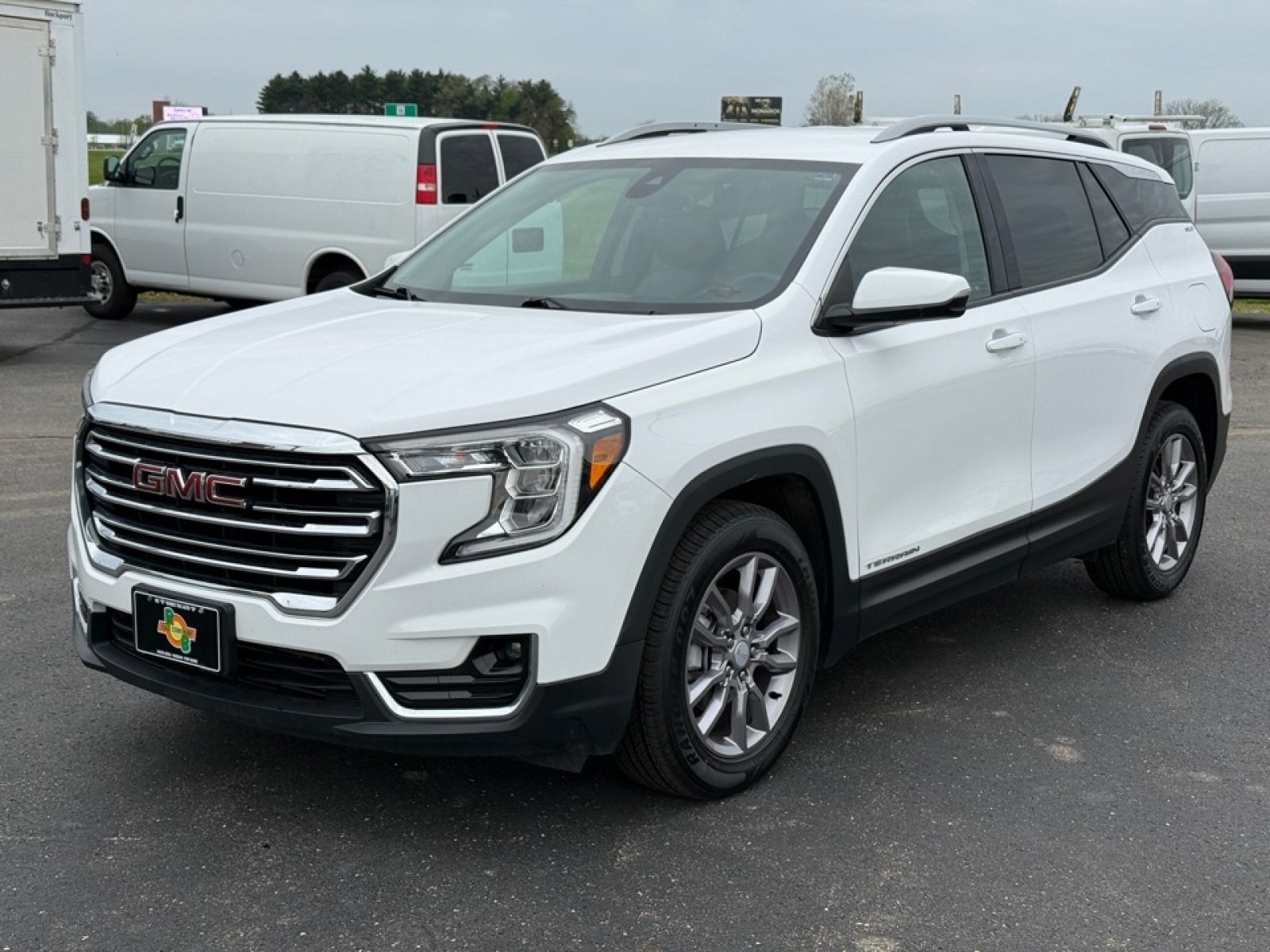2022 GMC Terrain FWD SLT, 39803, Photo