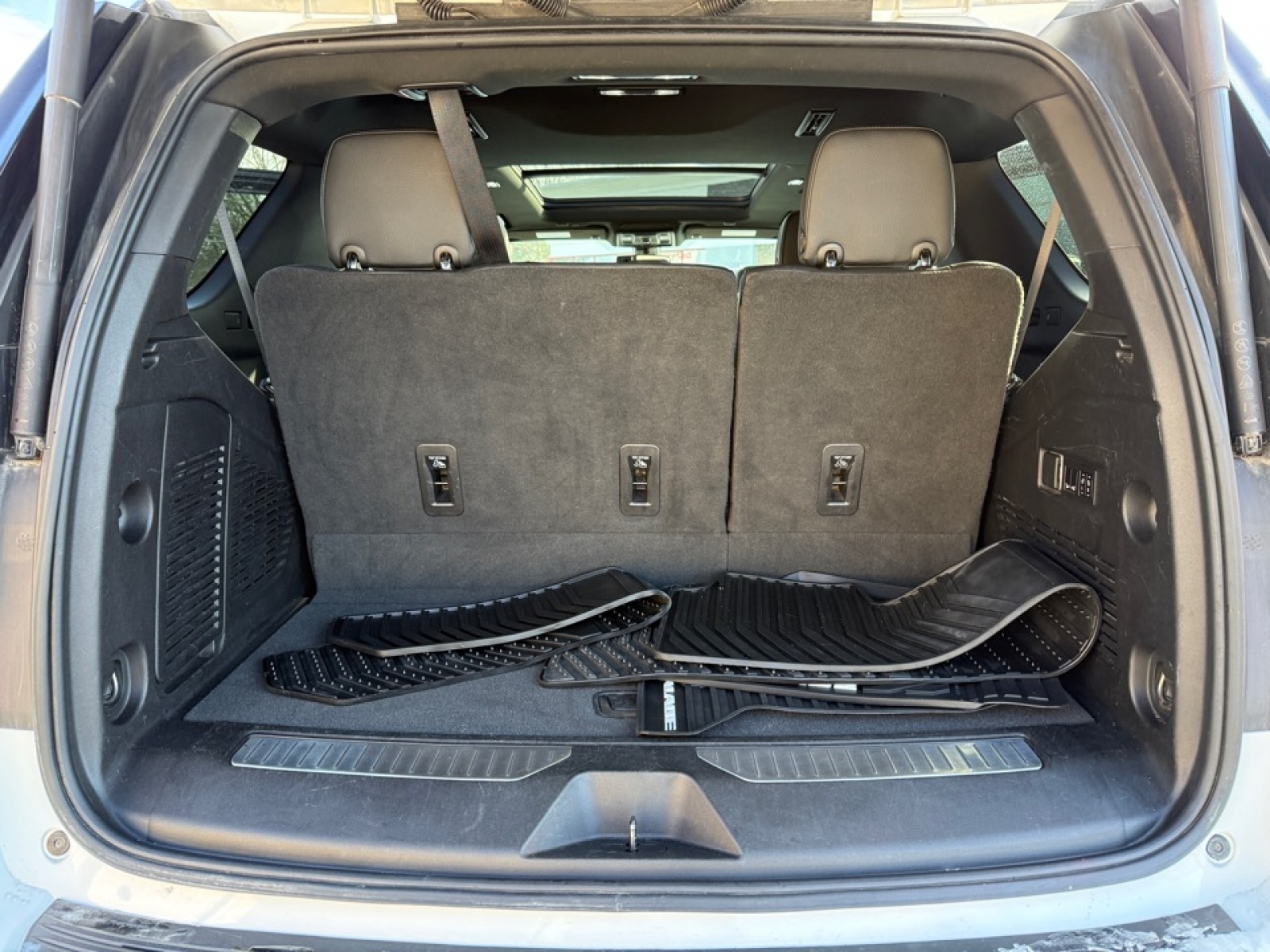 2022 GMC Yukon 4WD Denali, 39210, Photo