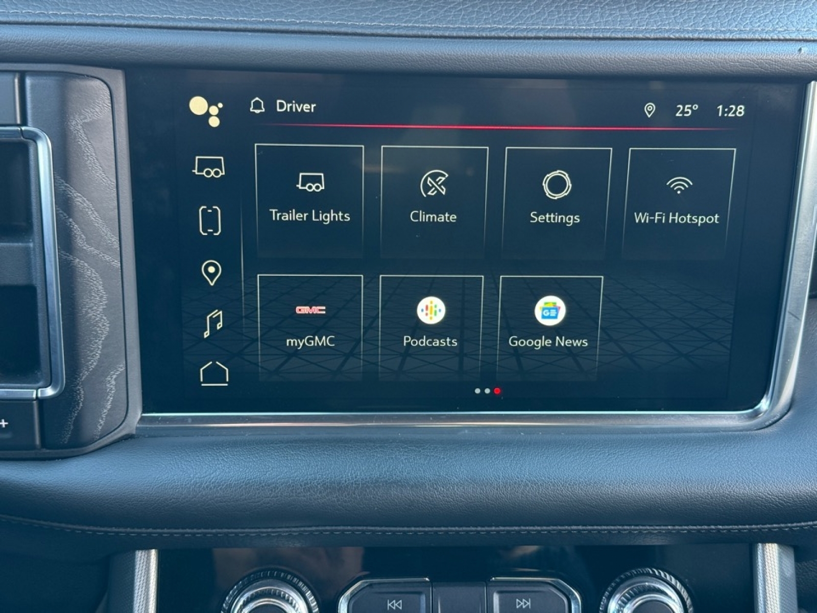 2022 GMC Yukon 4WD Denali, 39210, Photo