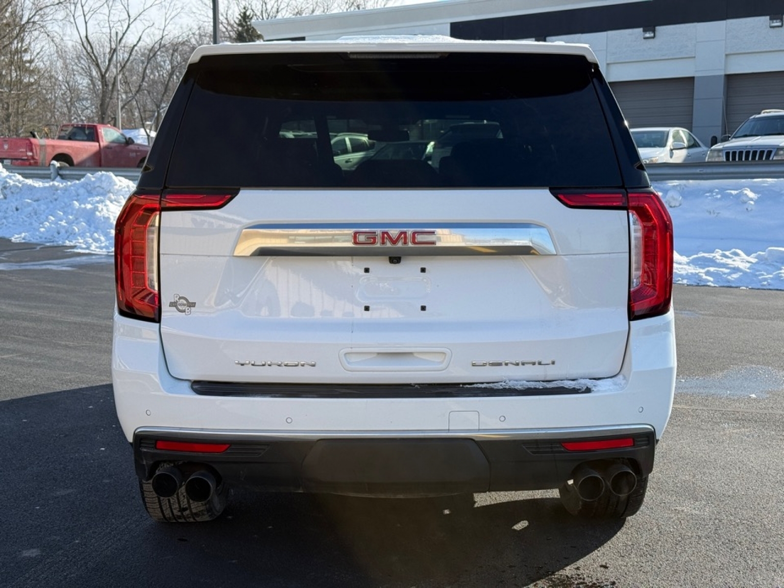 2022 GMC Yukon 4WD Denali, 39210, Photo