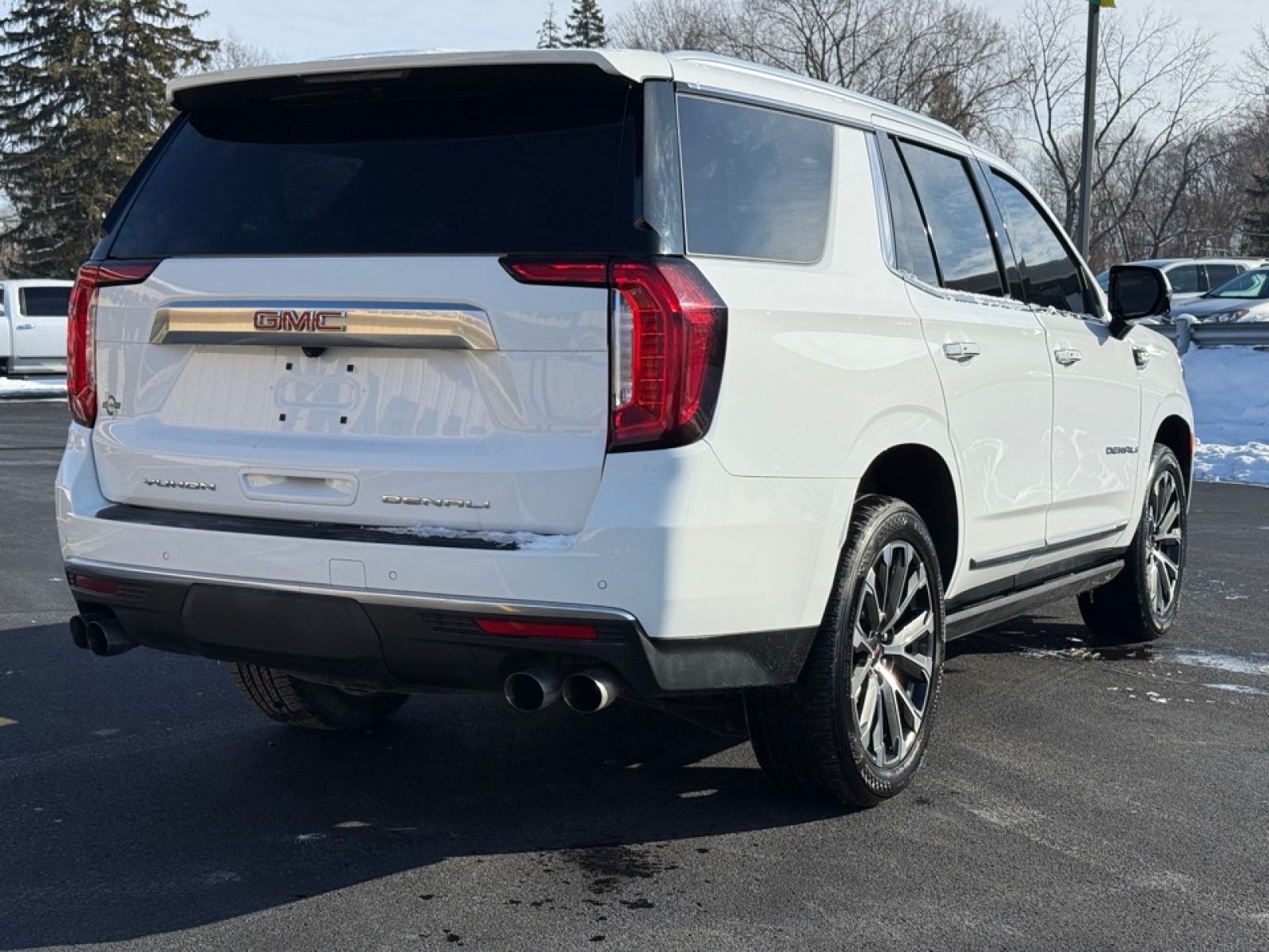 2022 GMC Yukon 4WD Denali, 39210, Photo