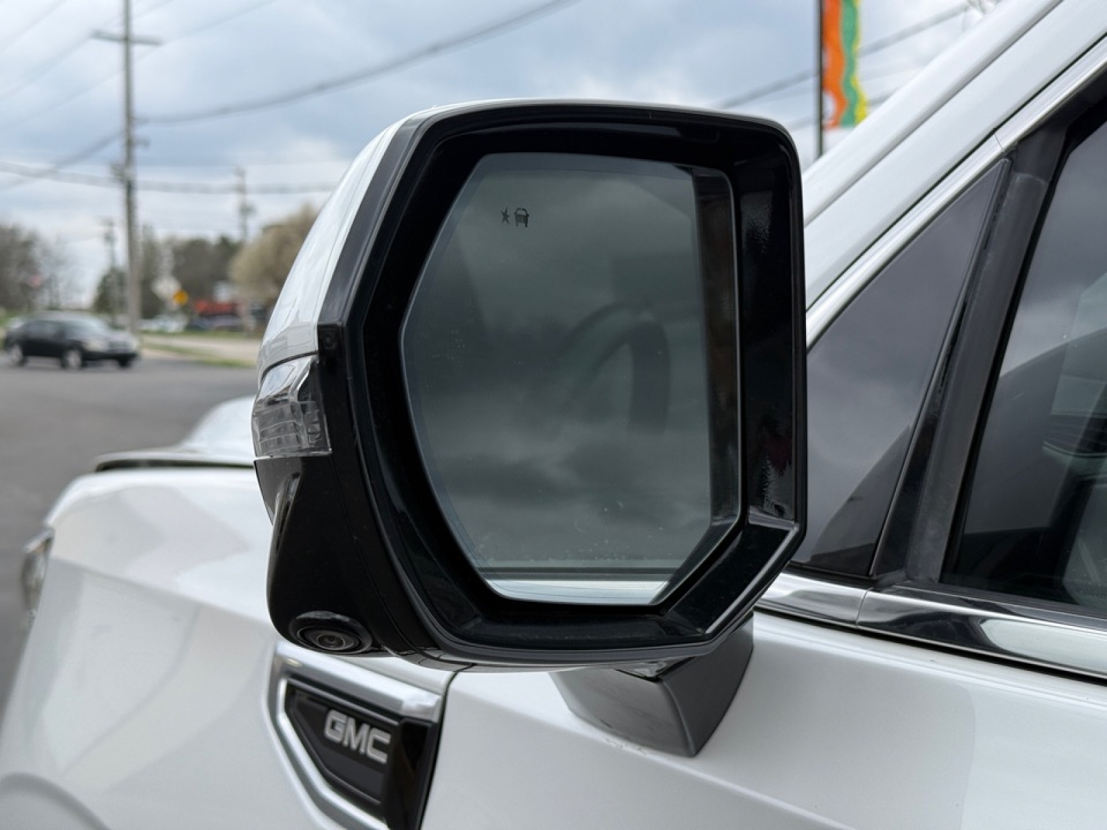 2022 GMC Yukon Denali, 39720, Photo