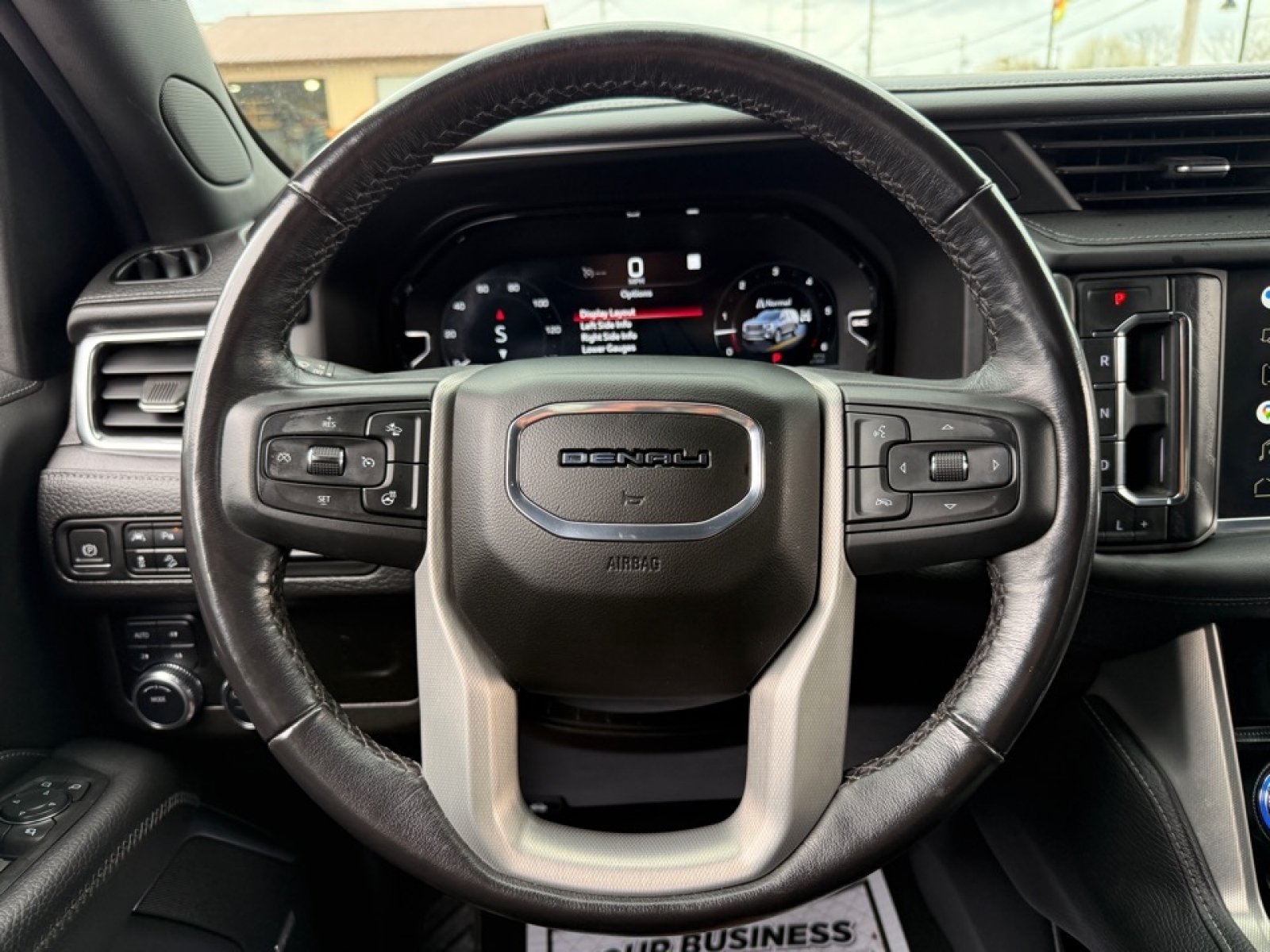 2022 GMC Yukon Denali, 39720, Photo