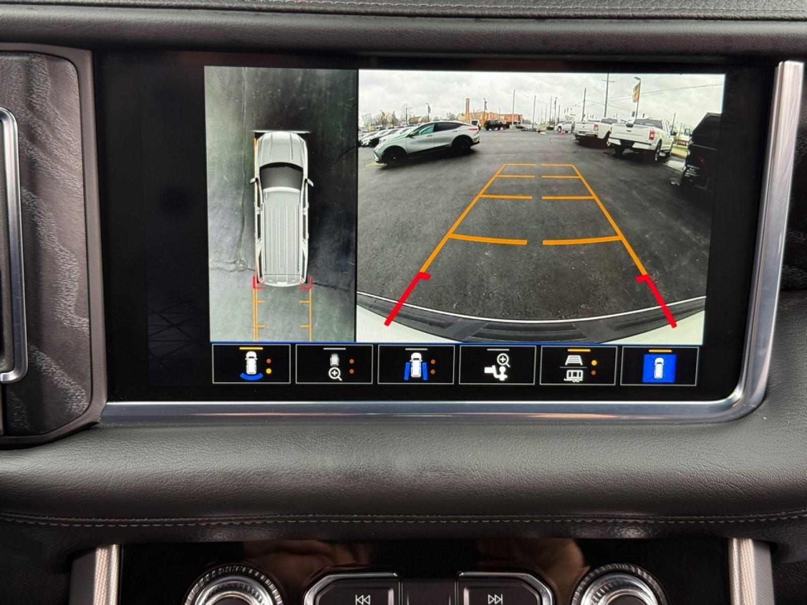 2022 GMC Yukon Denali, 39720, Photo