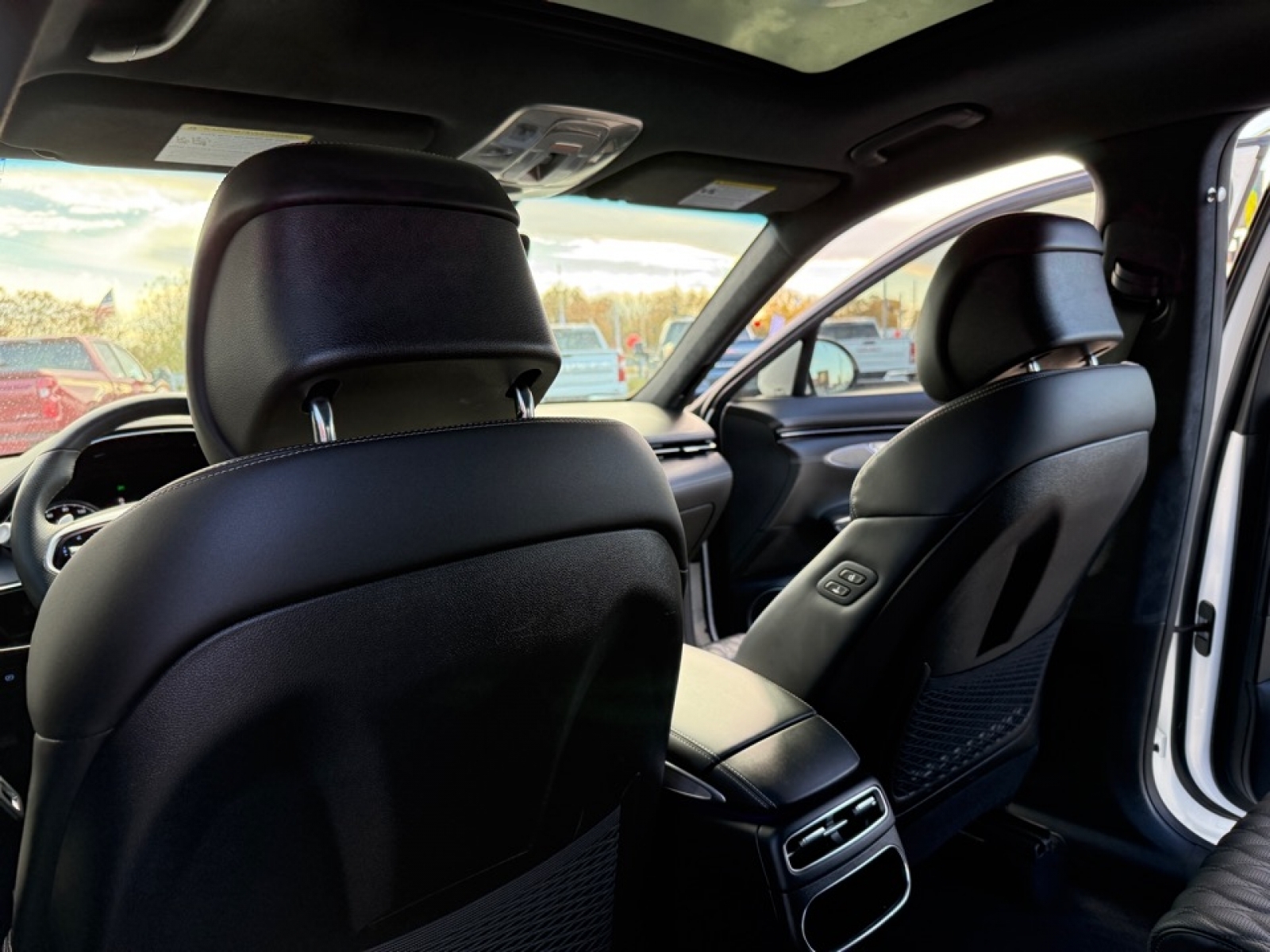 2022 Genesis GV70 3.5T AWD Sport, 38917, Photo