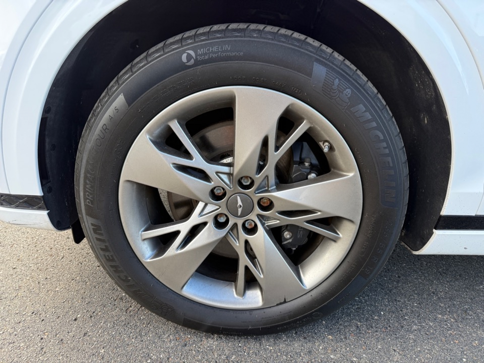 2022 Genesis GV70 3.5T AWD Sport, 38917, Photo