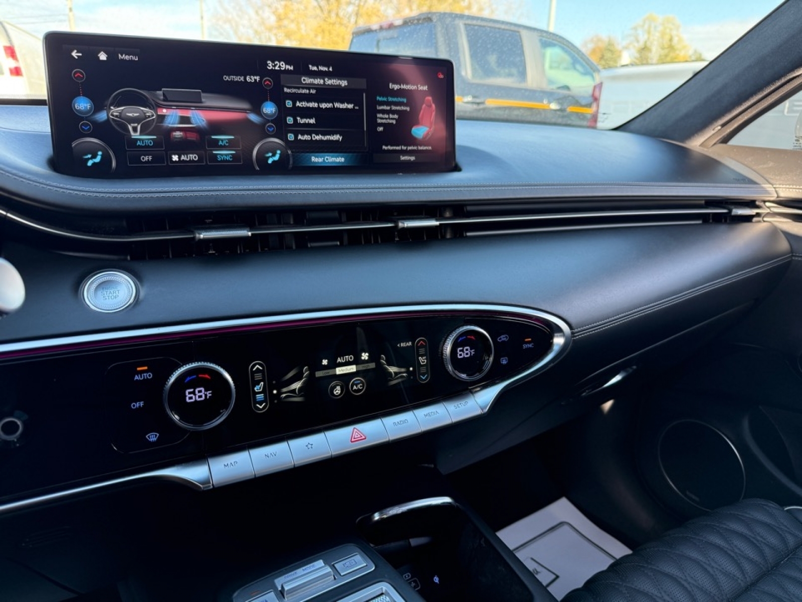 2022 Genesis GV70 3.5T AWD Sport, 38917, Photo