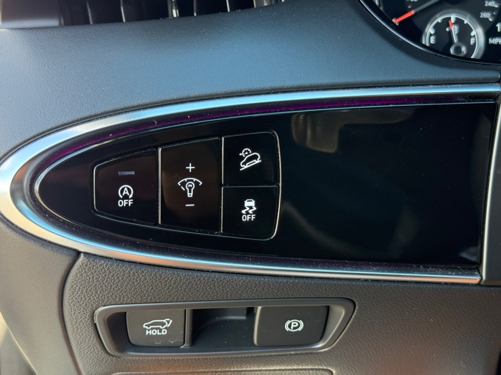 2022 Genesis GV70 3.5T AWD Sport, 38917, Photo