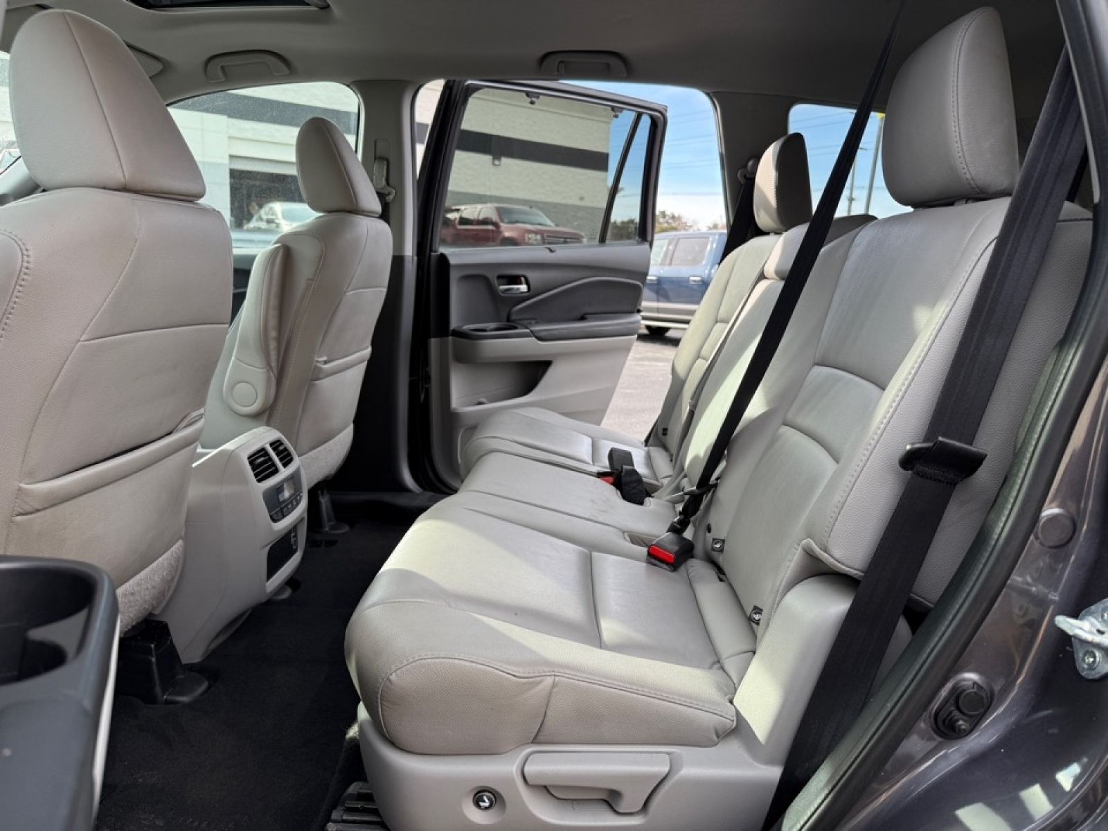 2022 Honda Pilot AWD EX-L, 39314, Photo