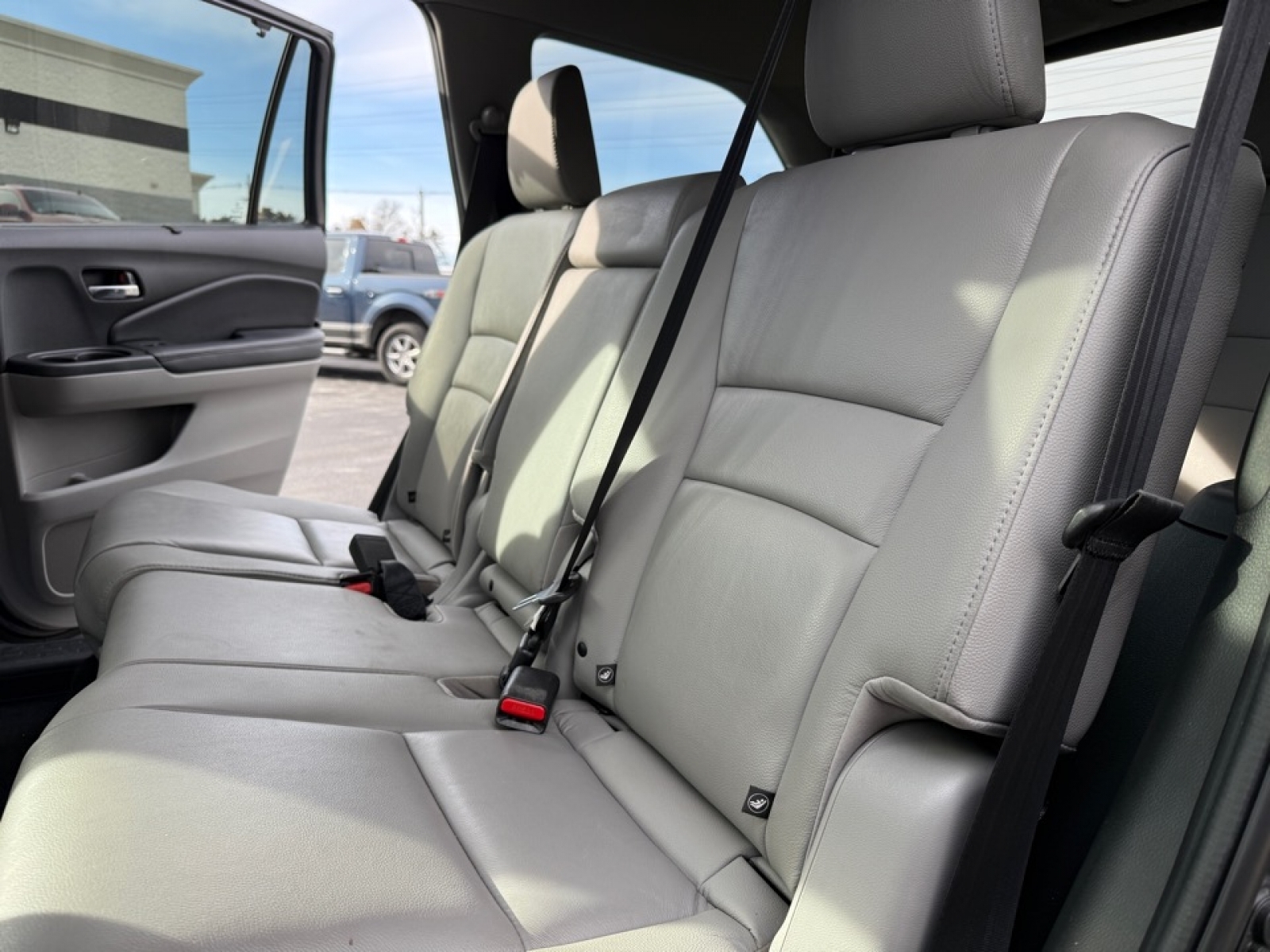 2022 Honda Pilot AWD EX-L, 39314, Photo