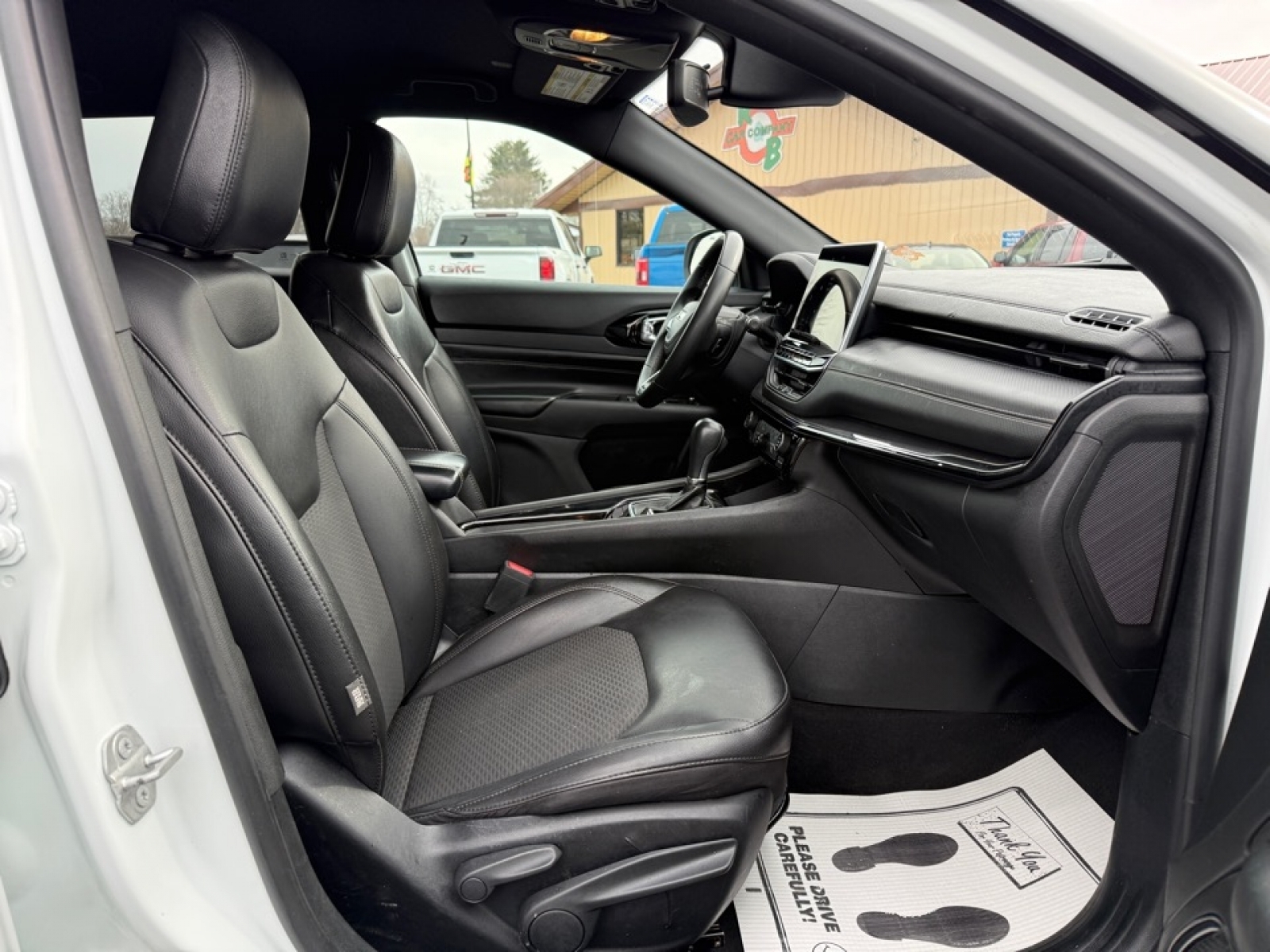 2022 Jeep Compass Altitude 4x4, 39404, Photo