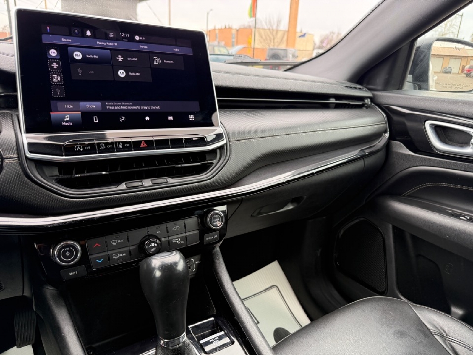 2022 Jeep Compass Altitude 4x4, 39404, Photo