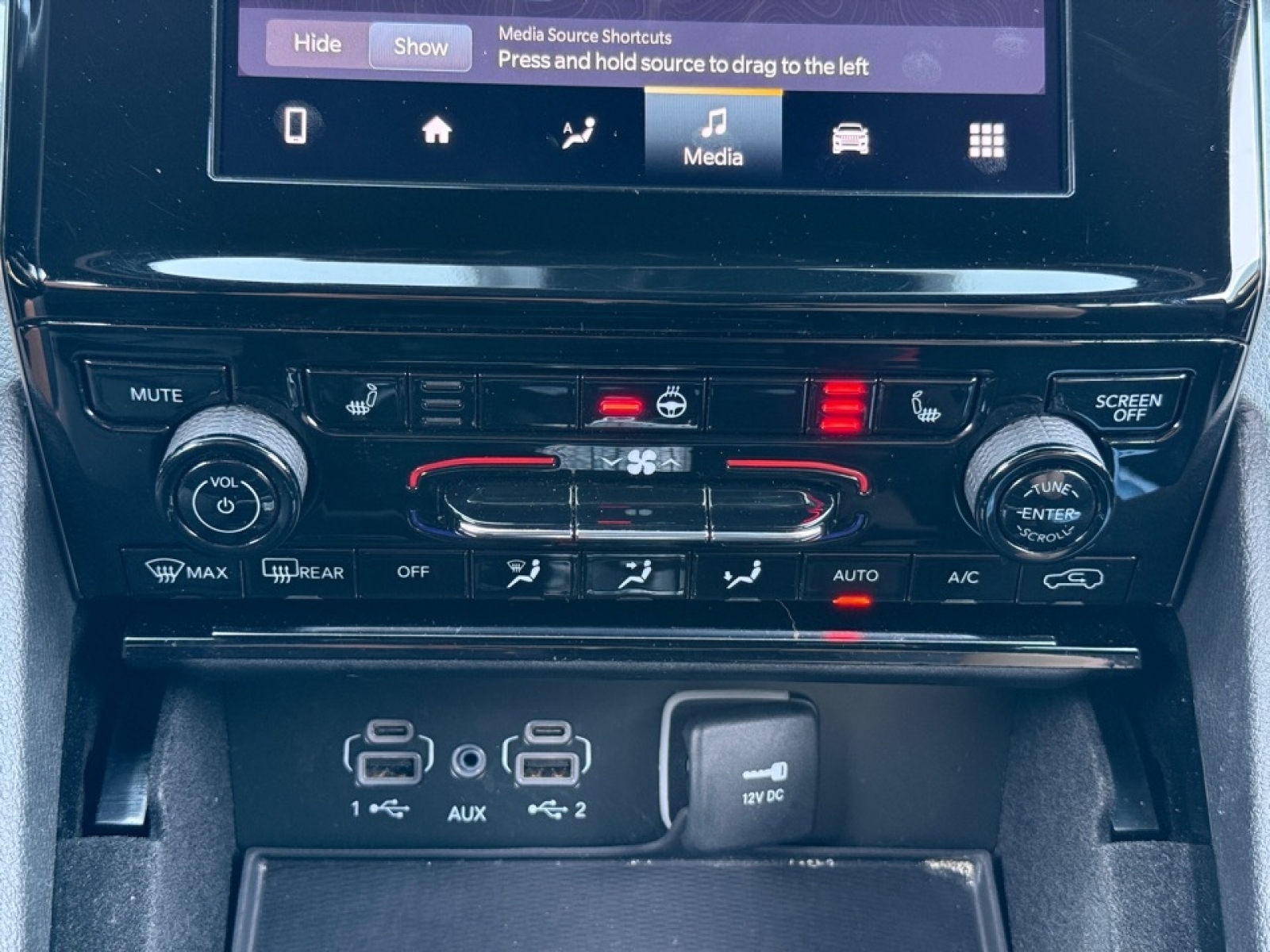 2022 Jeep Grand Cherokee Altitude 4x4, 39608, Photo