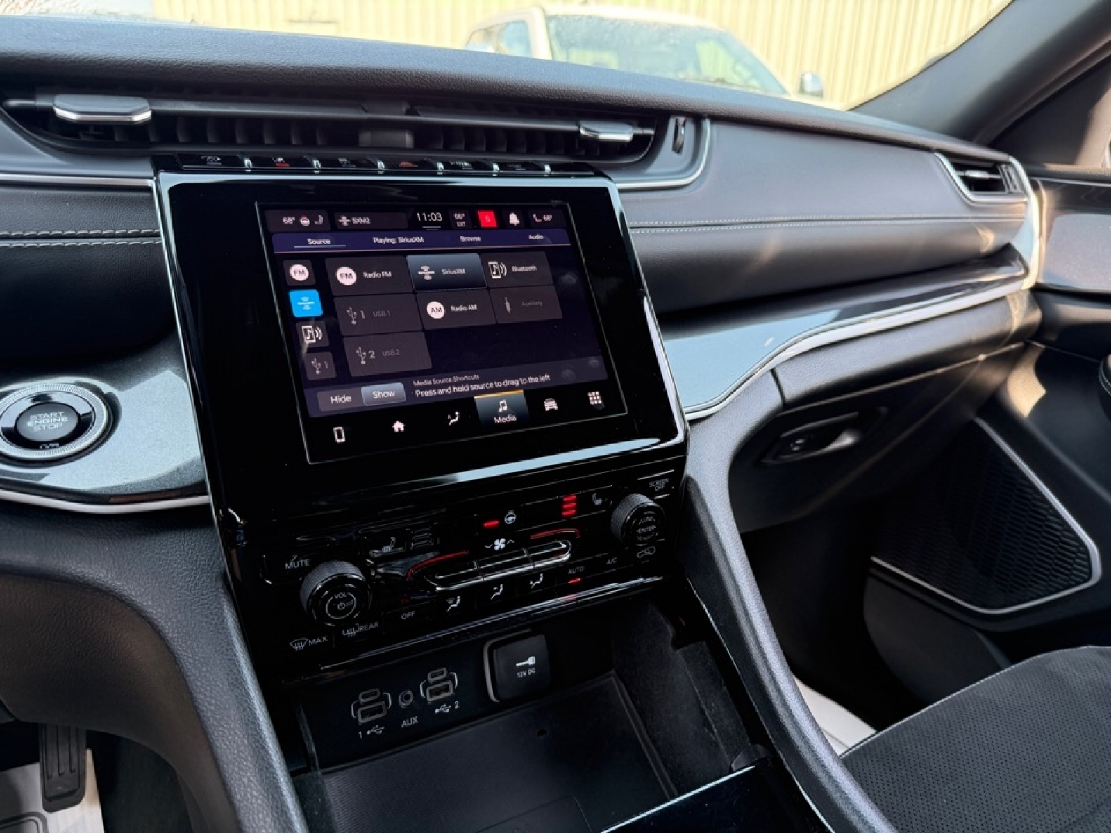 2022 Jeep Grand Cherokee Altitude 4x4, 39608, Photo