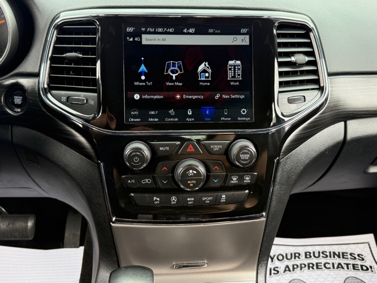 2022 Jeep Grand Cherokee WK Laredo X 4x4, 39681, Photo