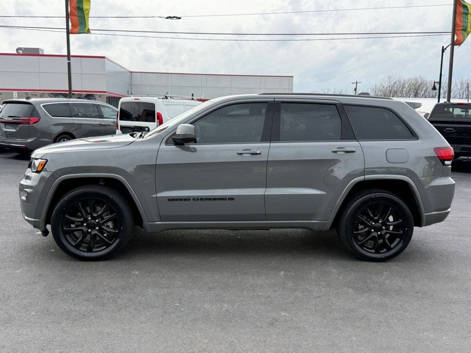2022 Jeep Grand Cherokee WK Laredo X 4x4, 39681, Photo