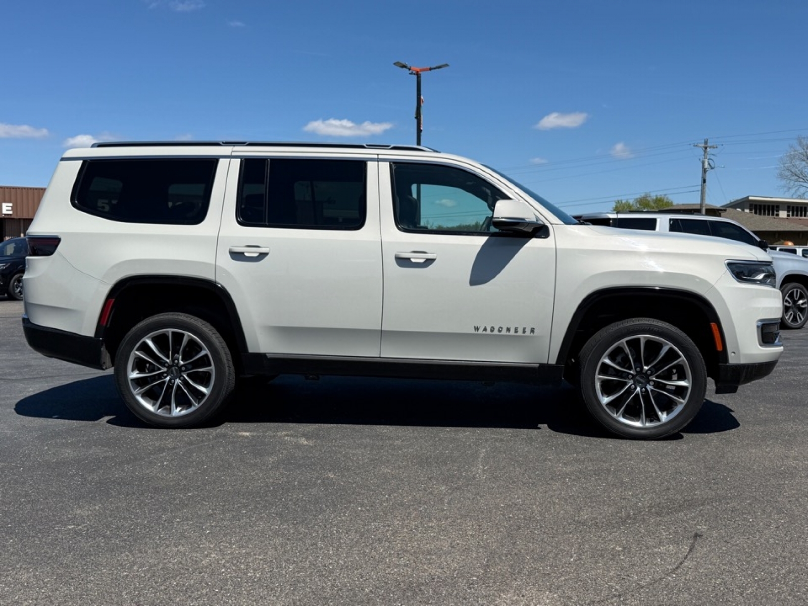 2022 Jeep Wagoneer Series III, 39809, Photo