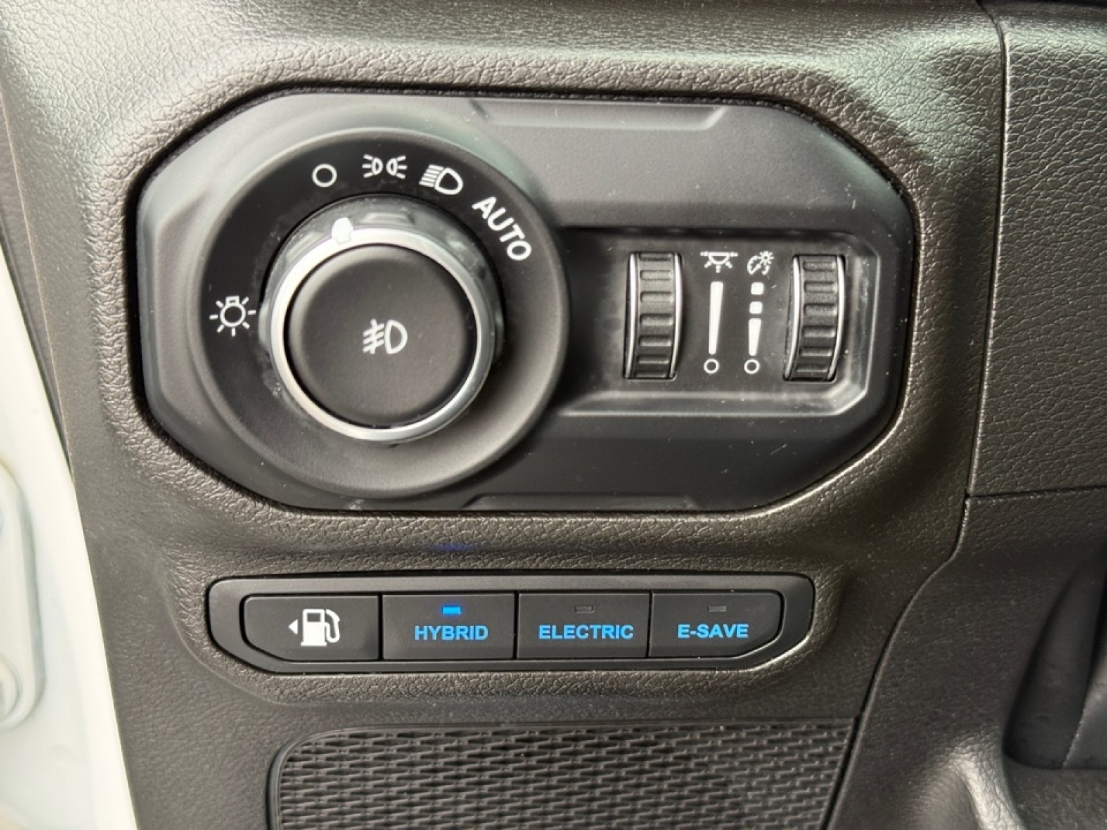 2022 Jeep Wrangler 4xe Unlimited Sahara 4x4, 39541, Photo