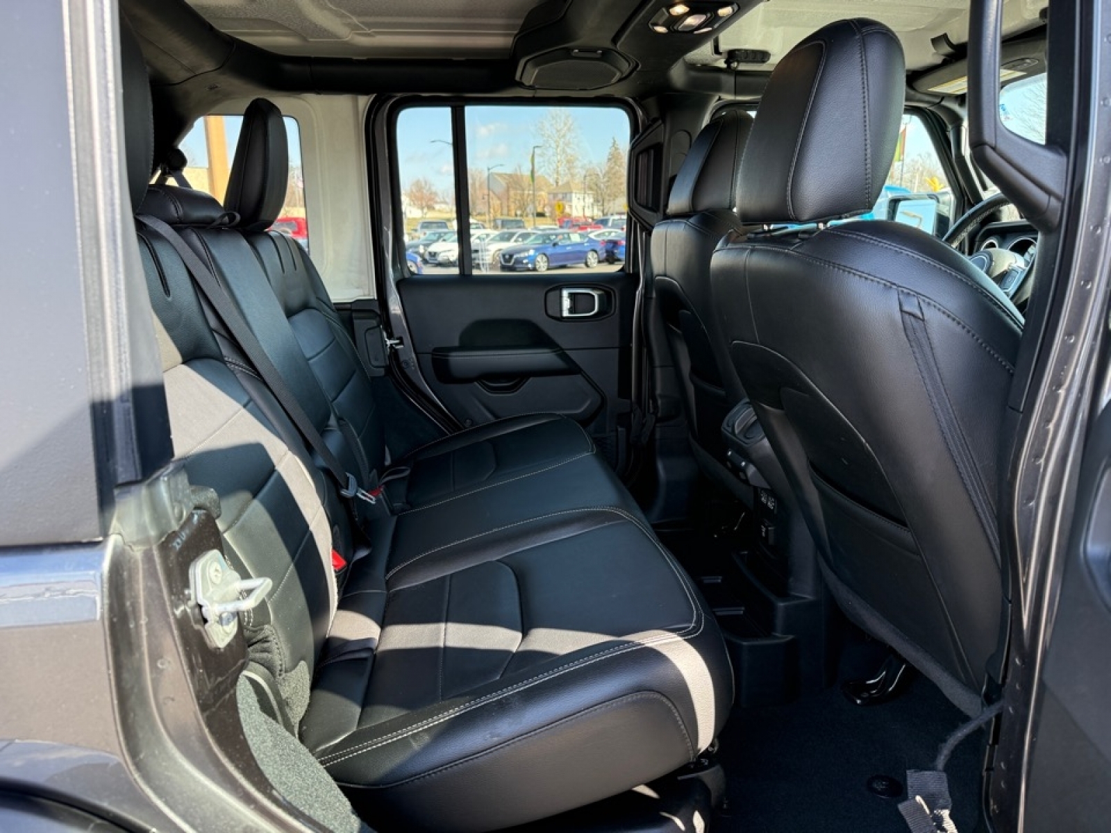 2022 Jeep Wrangler 4xe Unlimited Sahara 4x4, 39544, Photo