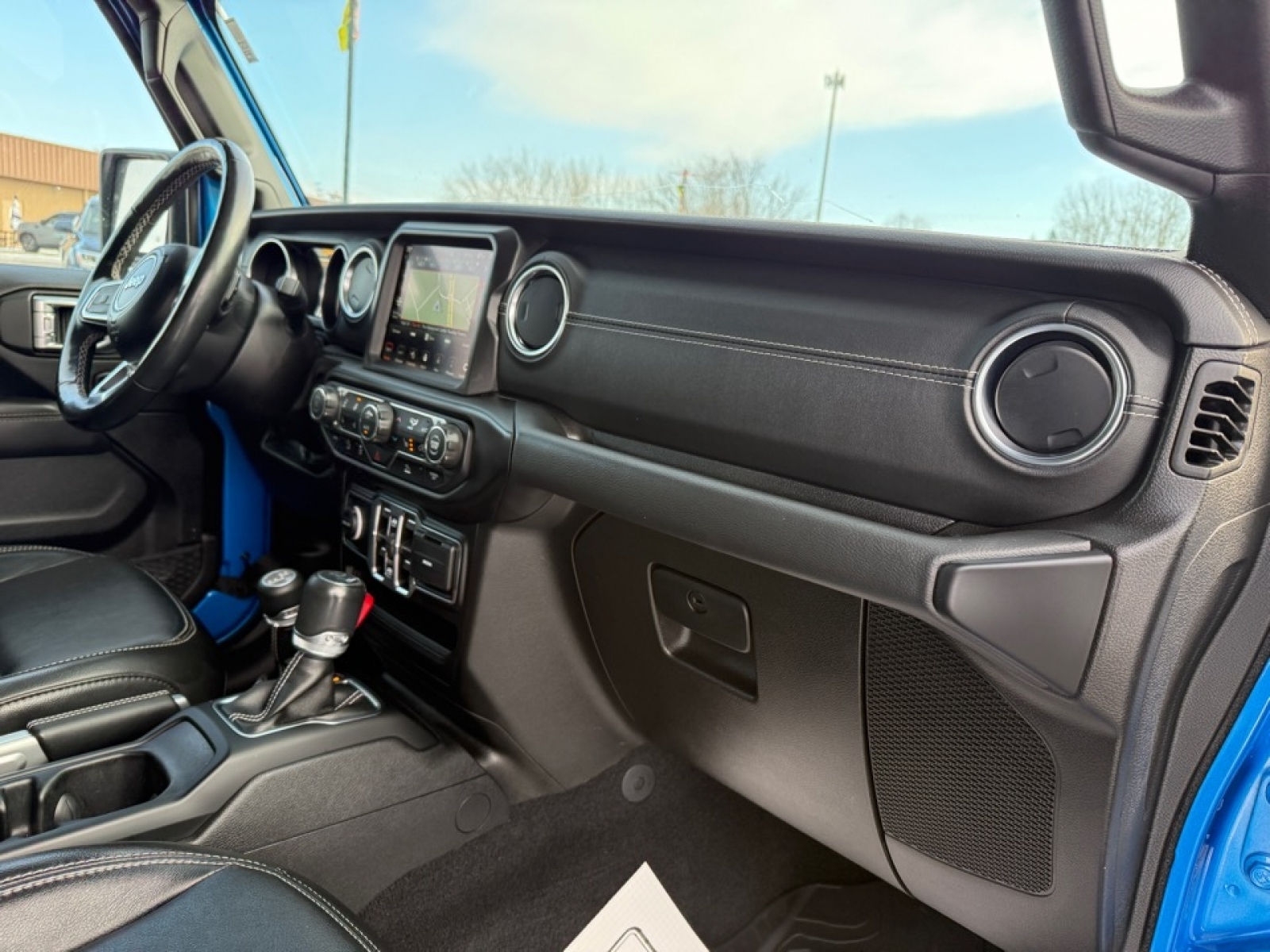 2022 Jeep Wrangler Unlimited Sahara 4x4, 39142A, Photo