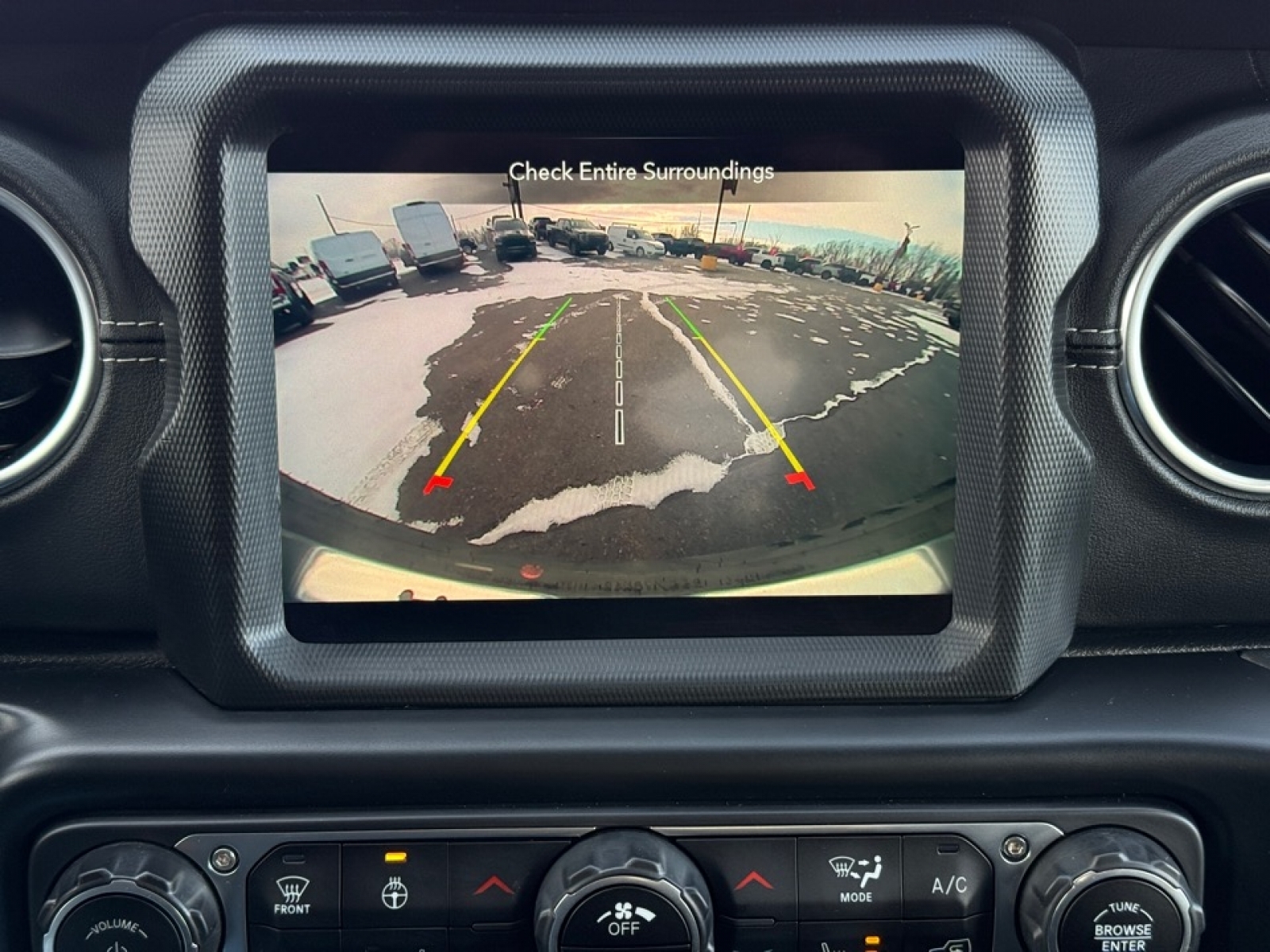 2022 Jeep Wrangler Unlimited Sahara 4x4, 39142A, Photo