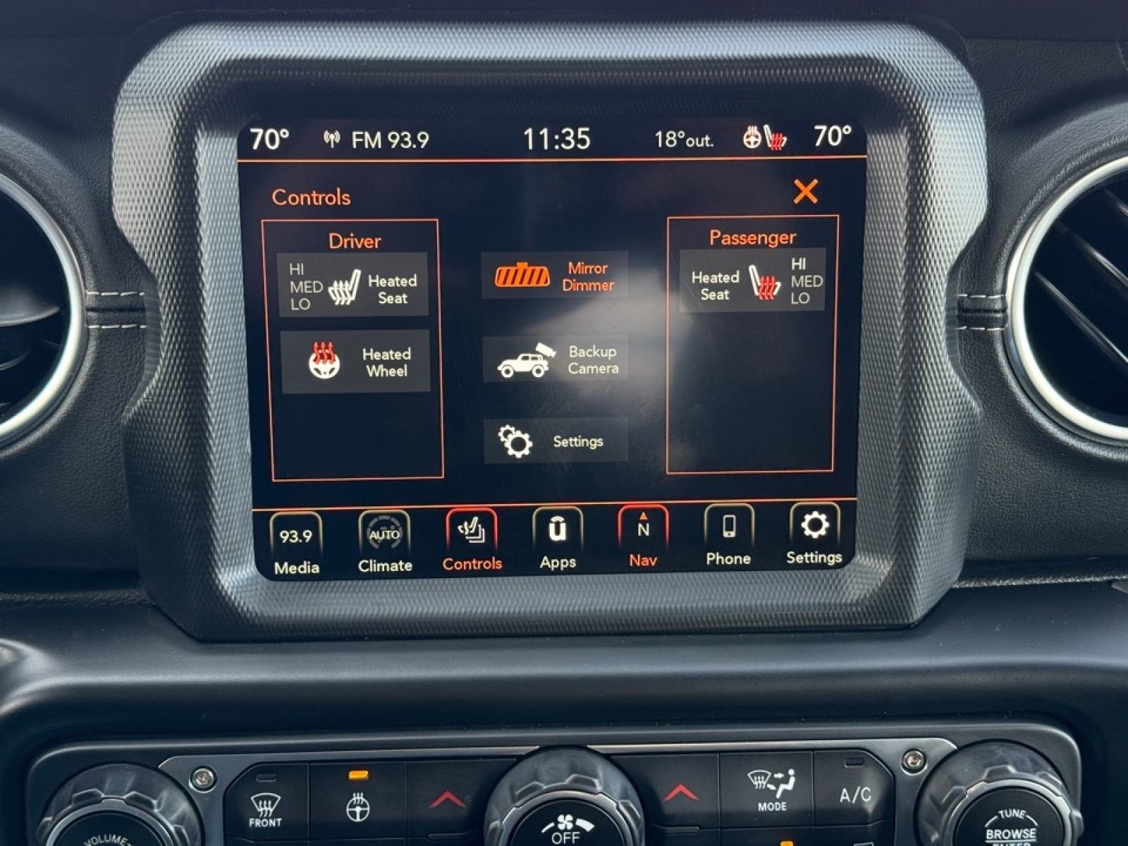 2022 Jeep Wrangler Unlimited Sahara 4x4, 39142A, Photo