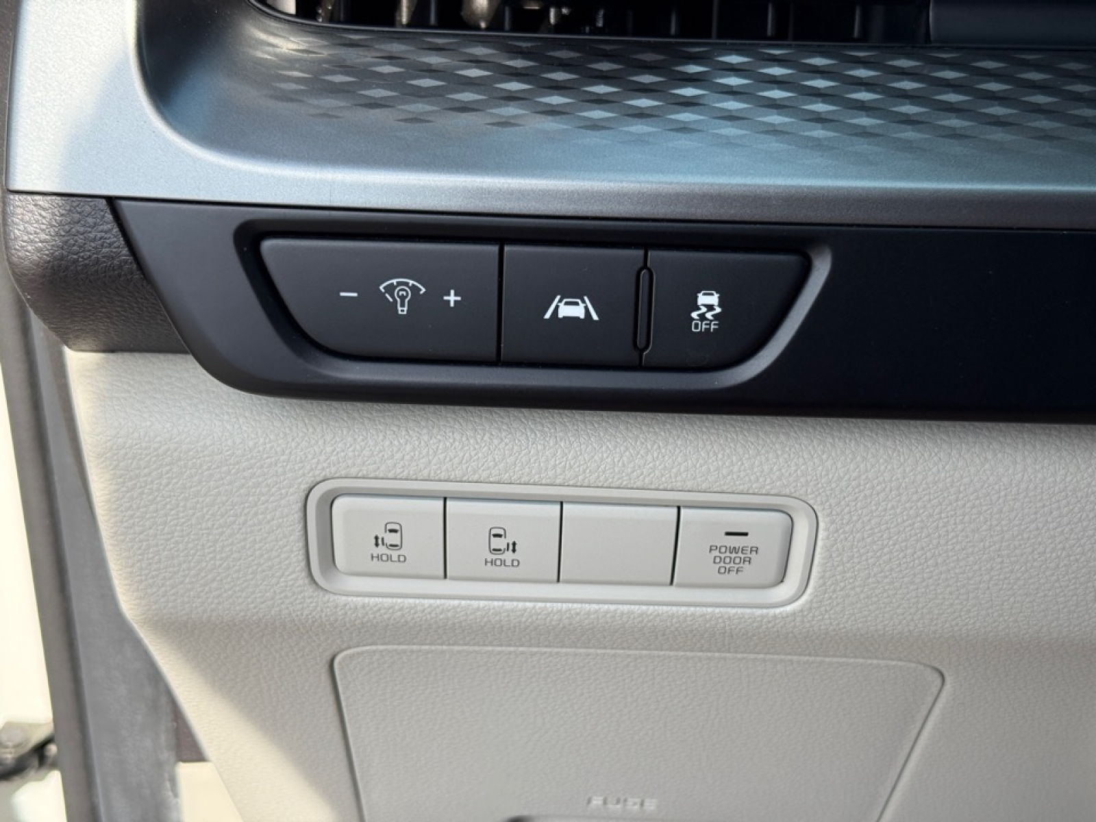 2022 Kia Carnival LX photo 38